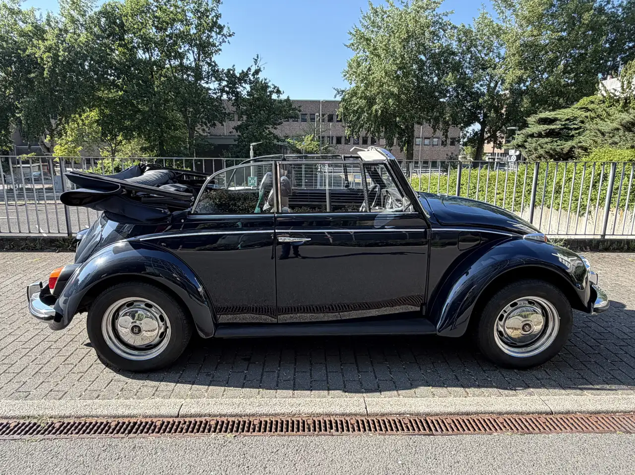 Volkswagen Käfer Cabriolet 1.3L H-Kennzeichen Ledersitze Tüv 05/27, foto 6
