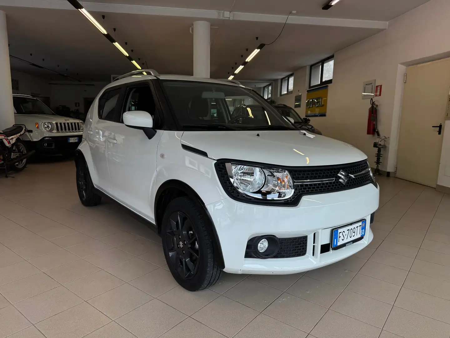 Suzuki Ignis 1.2cc 4WD 90CV Blanco - 2