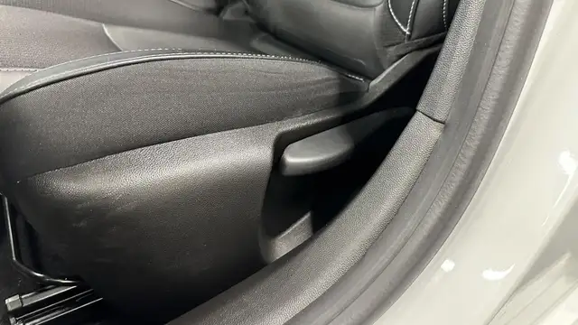 Renault Megane E-Tech view 25