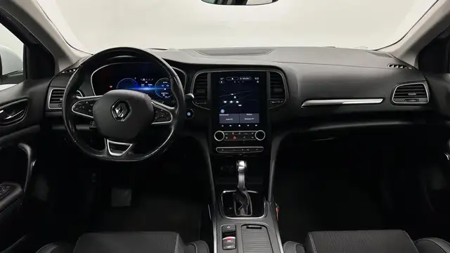 Renault Megane E-Tech view 3