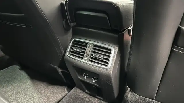Renault Megane E-Tech view 19