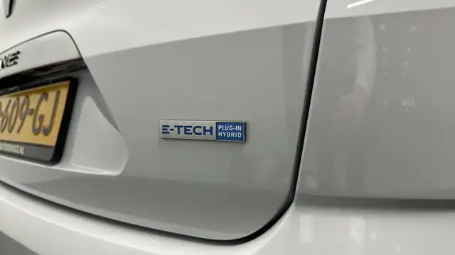 Renault Megane E-Tech view 16