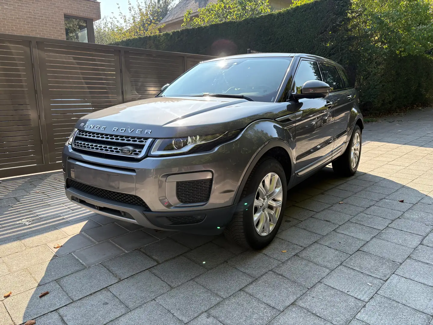 Land Rover Range Rover Evoque Evoque 2.0 TD4 4WD Stellar SE Dynamic Automatique Gris - 1