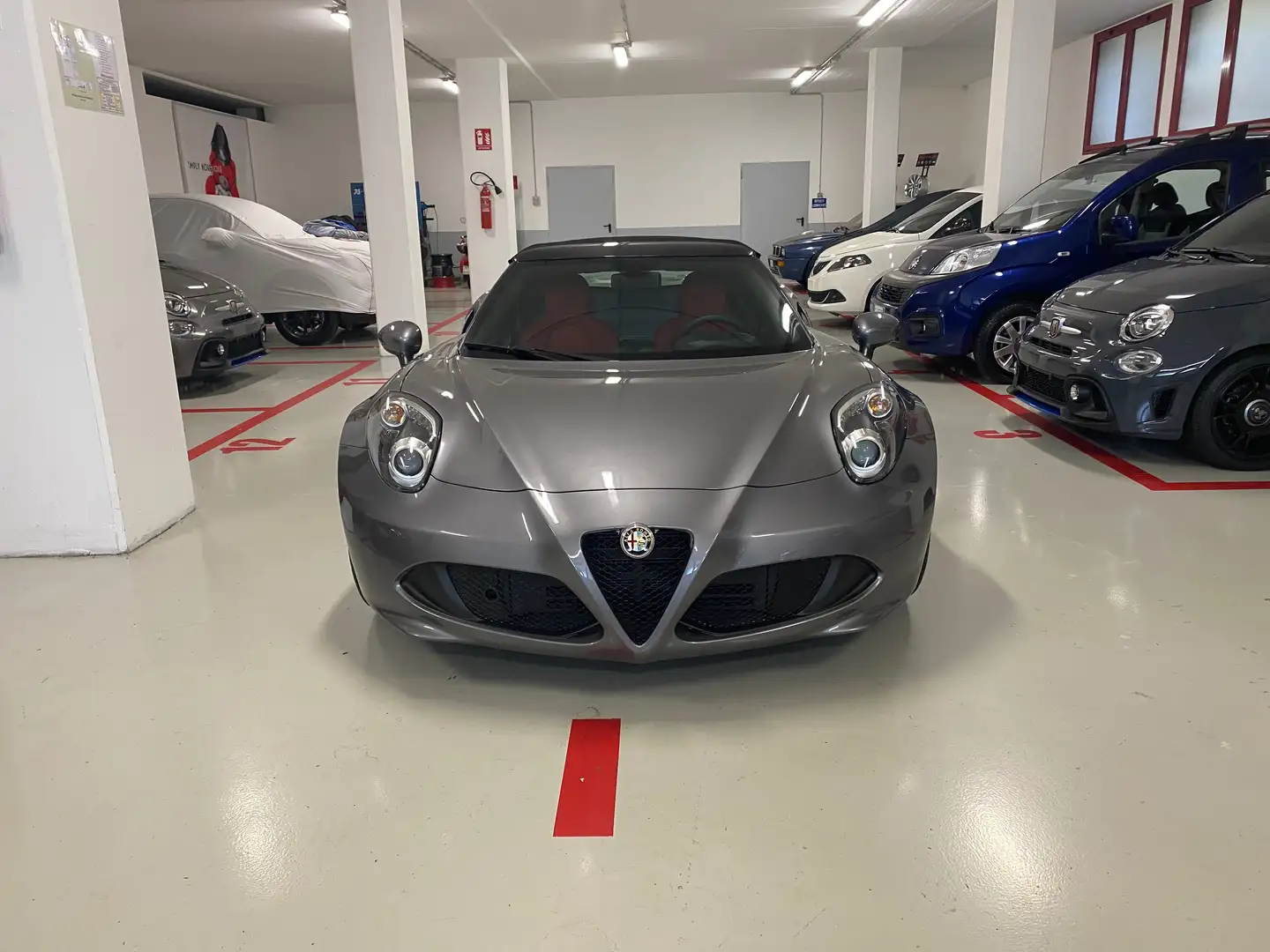 Alfa Romeo 4C Spider 1.750 Turbo 240 CV TCT Grau - 2