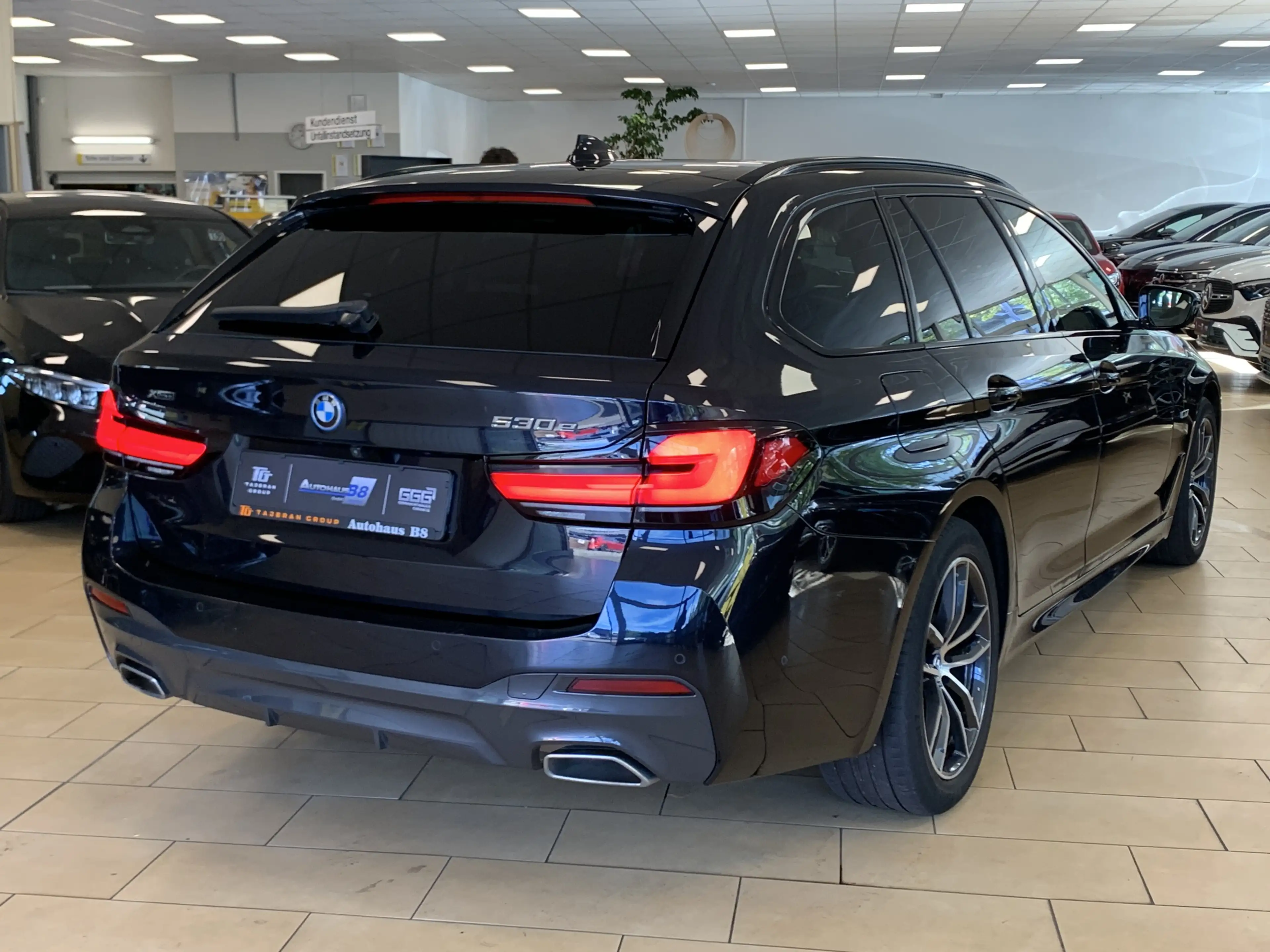 BMW 530 e*xDrive*M-Paket*AHK*Aerodynamik*1H*CAM*SHZ — photo 4
