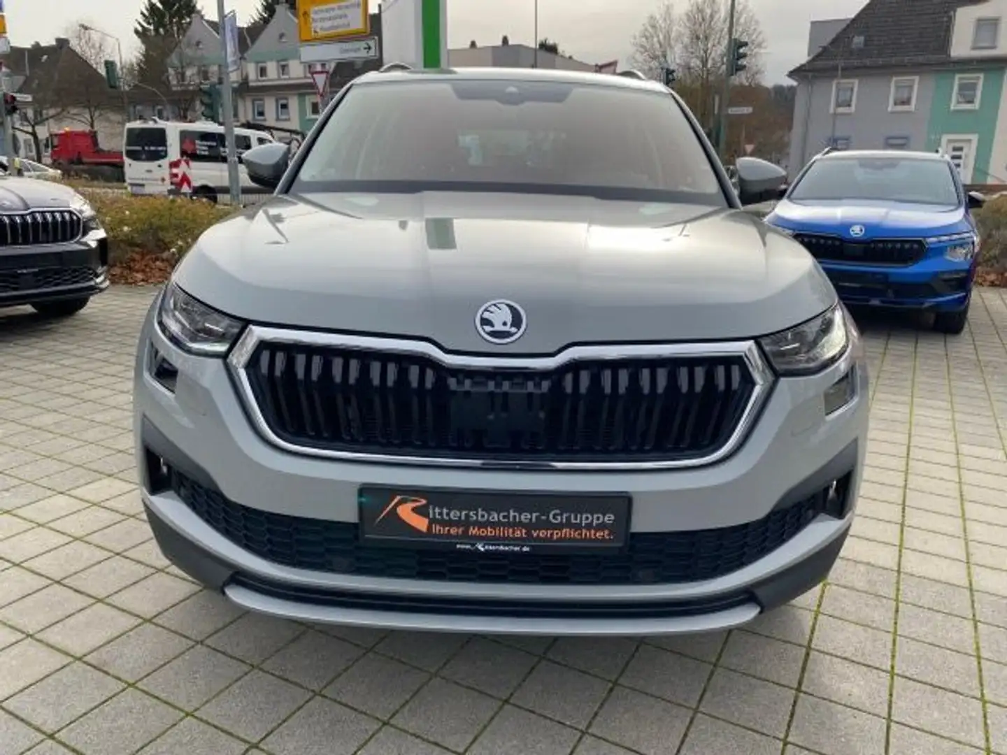Skoda Kodiaq 2.0 TDI DSG Tour beheizb. WSS SmartLink Grau - 2