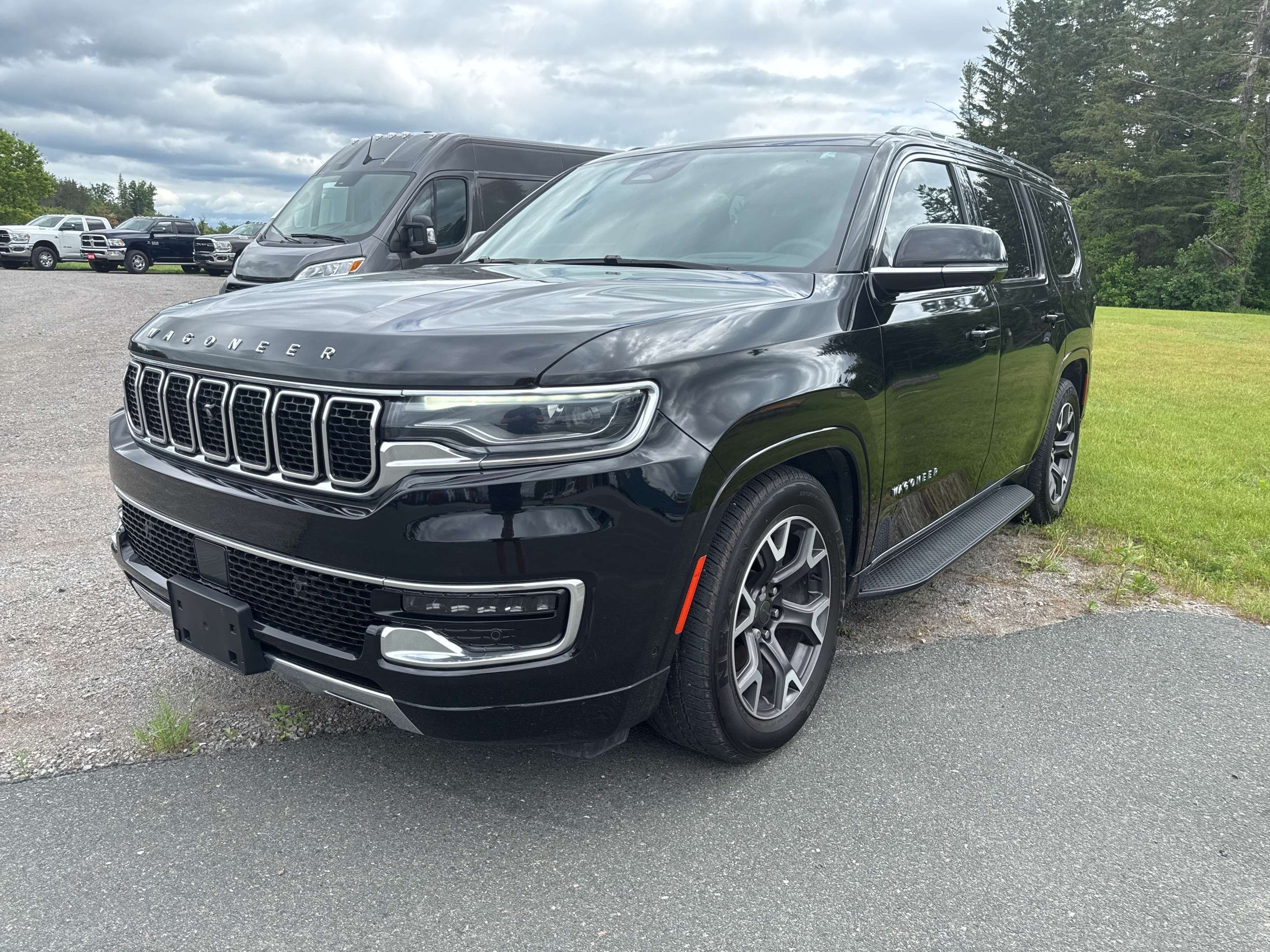 2023 Jeep Wagoneer 4WD