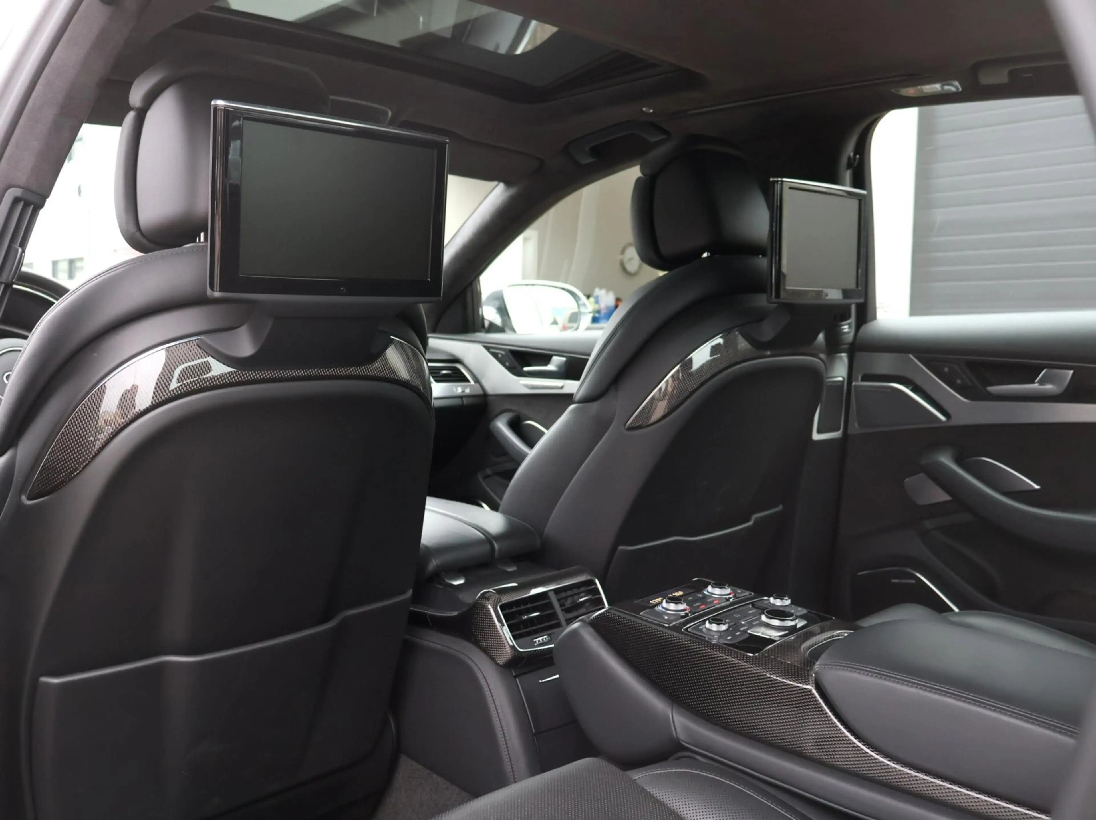 Audi S8 4.0 TFSI S8 quattro Pro Line+ Luxe/Leder/Carbon/36 — photo 14