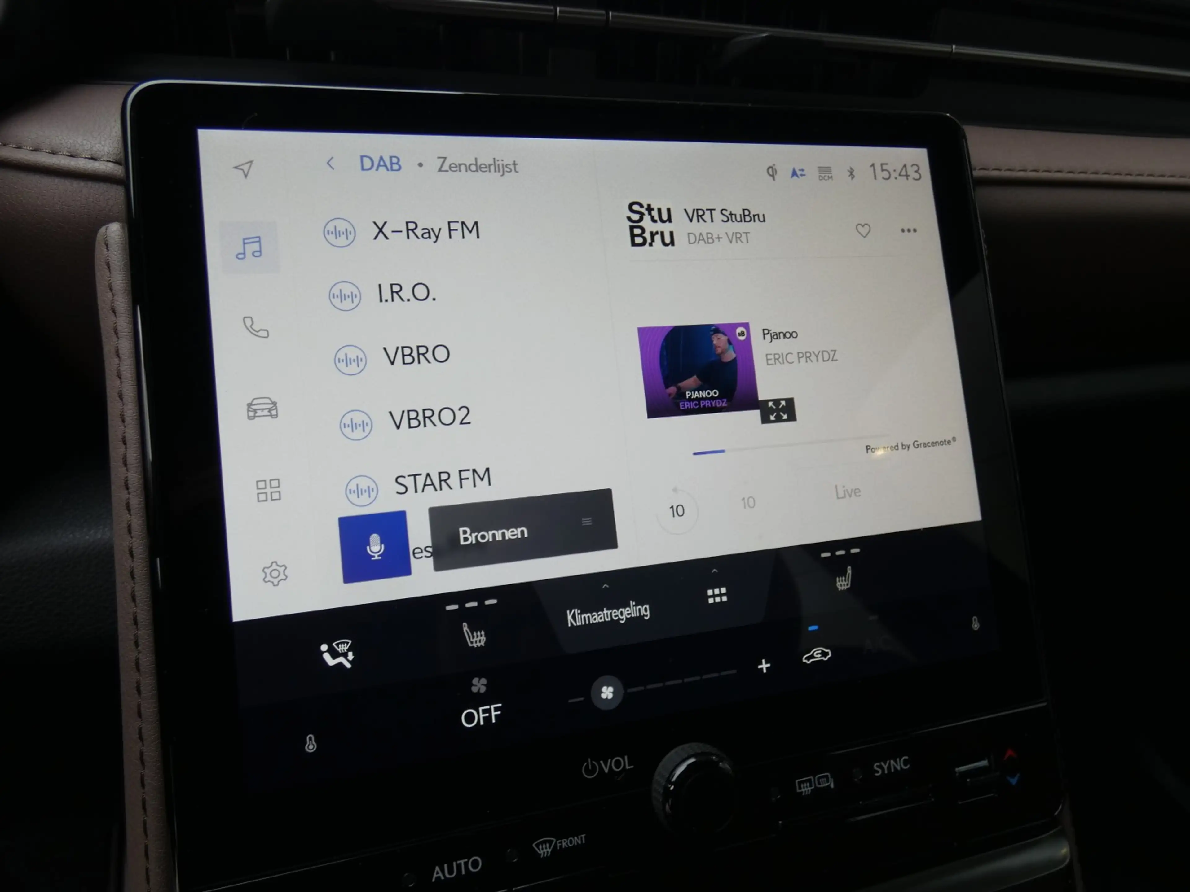 Lexus LBX Hybrid Elegant +LEDER+Elektrische koffer+GSM lader — photo 15