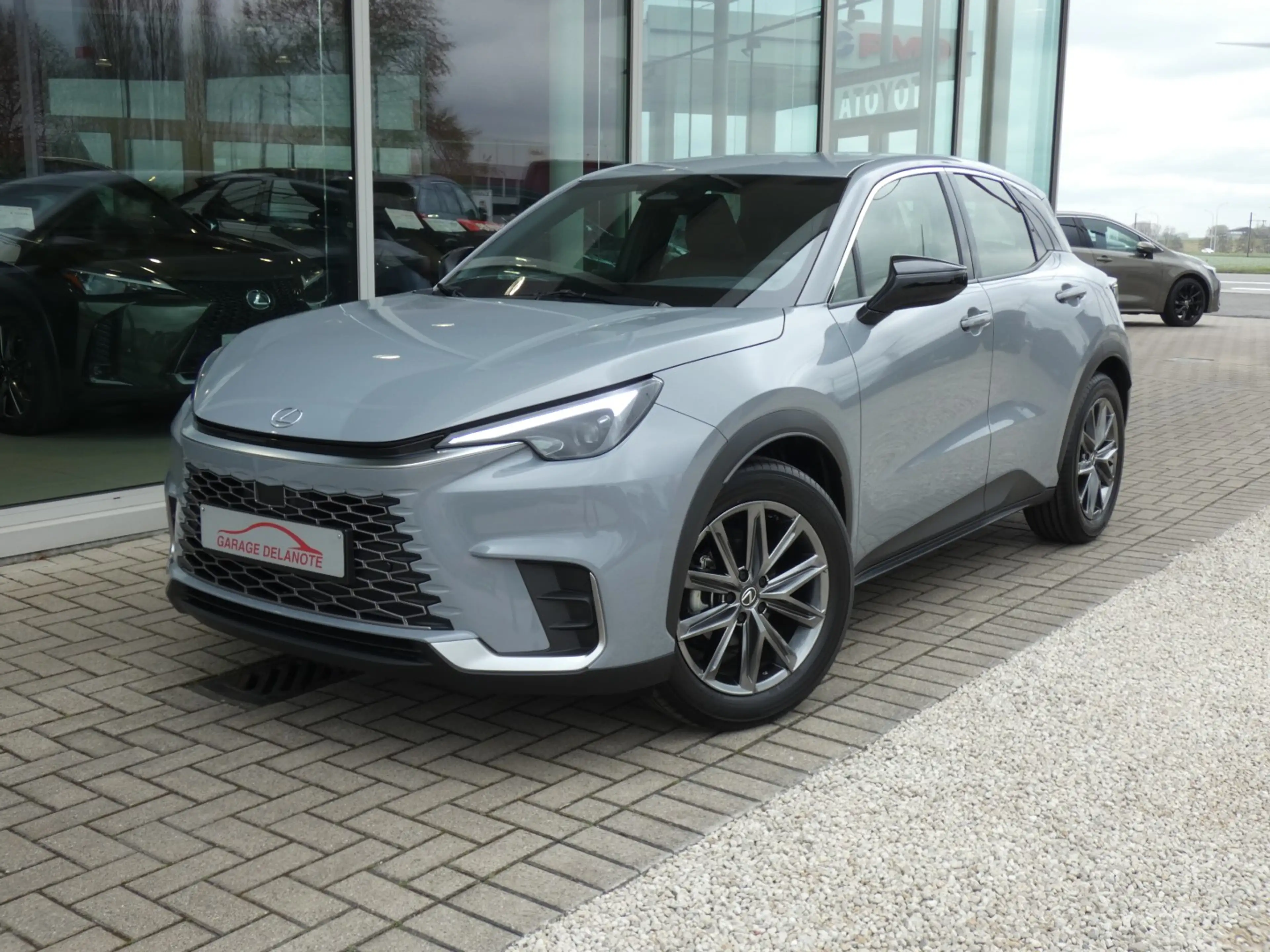 Lexus LBX Hybrid Elegant +LEDER+Elektrische koffer+GSM lader