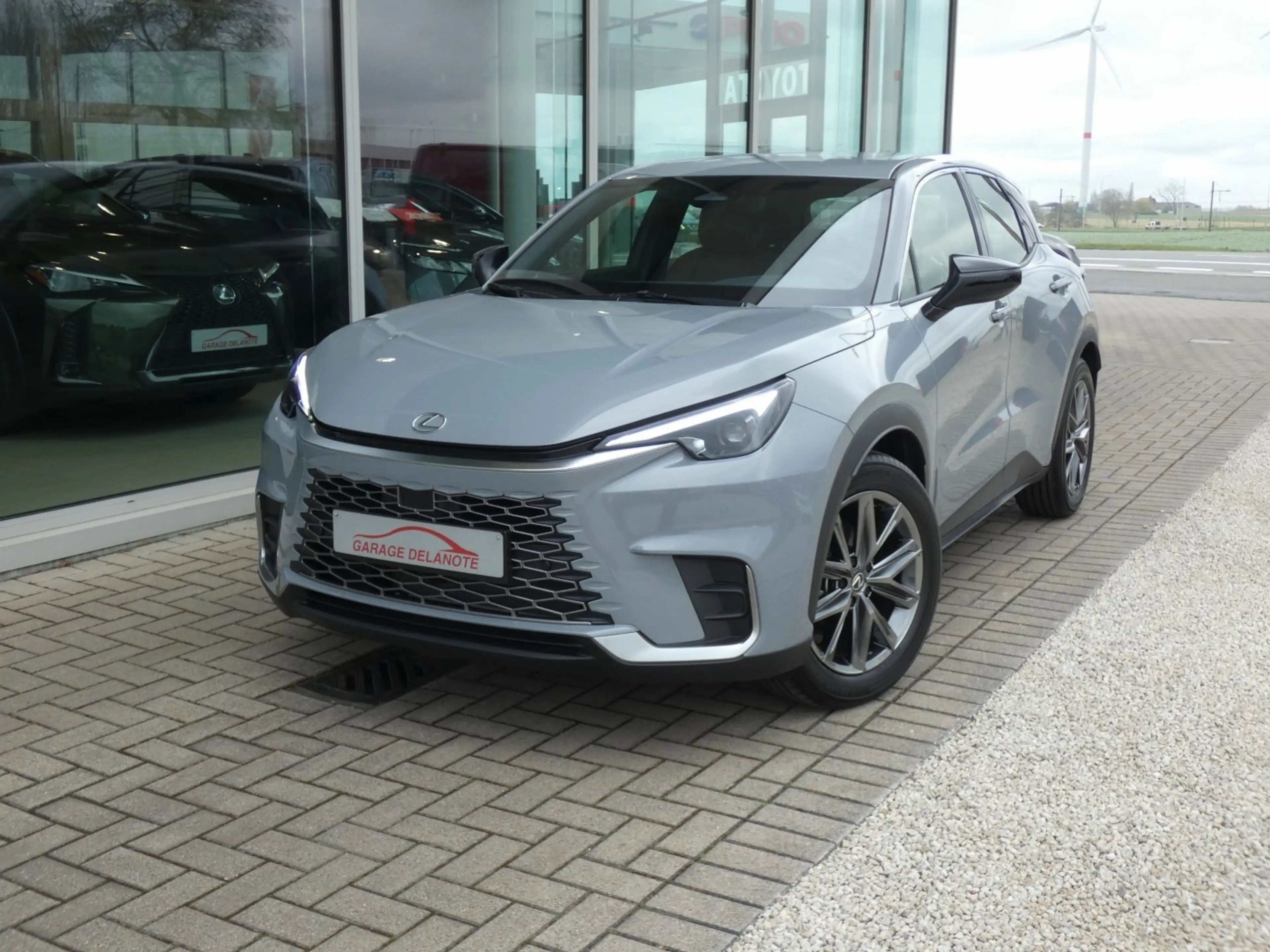 Lexus LBX Hybrid Elegant +LEDER+Elektrische koffer+GSM lader — photo 2