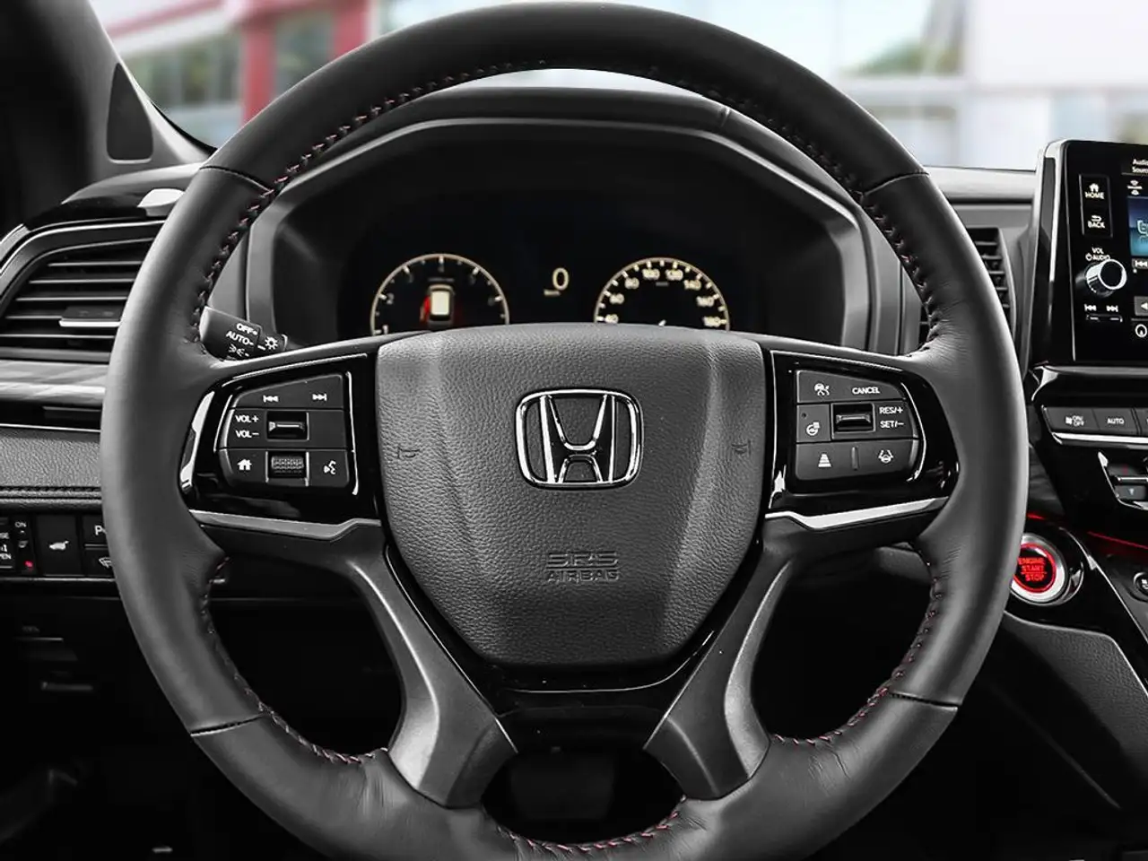 Honda Odyssey снимка Honda Odyssey