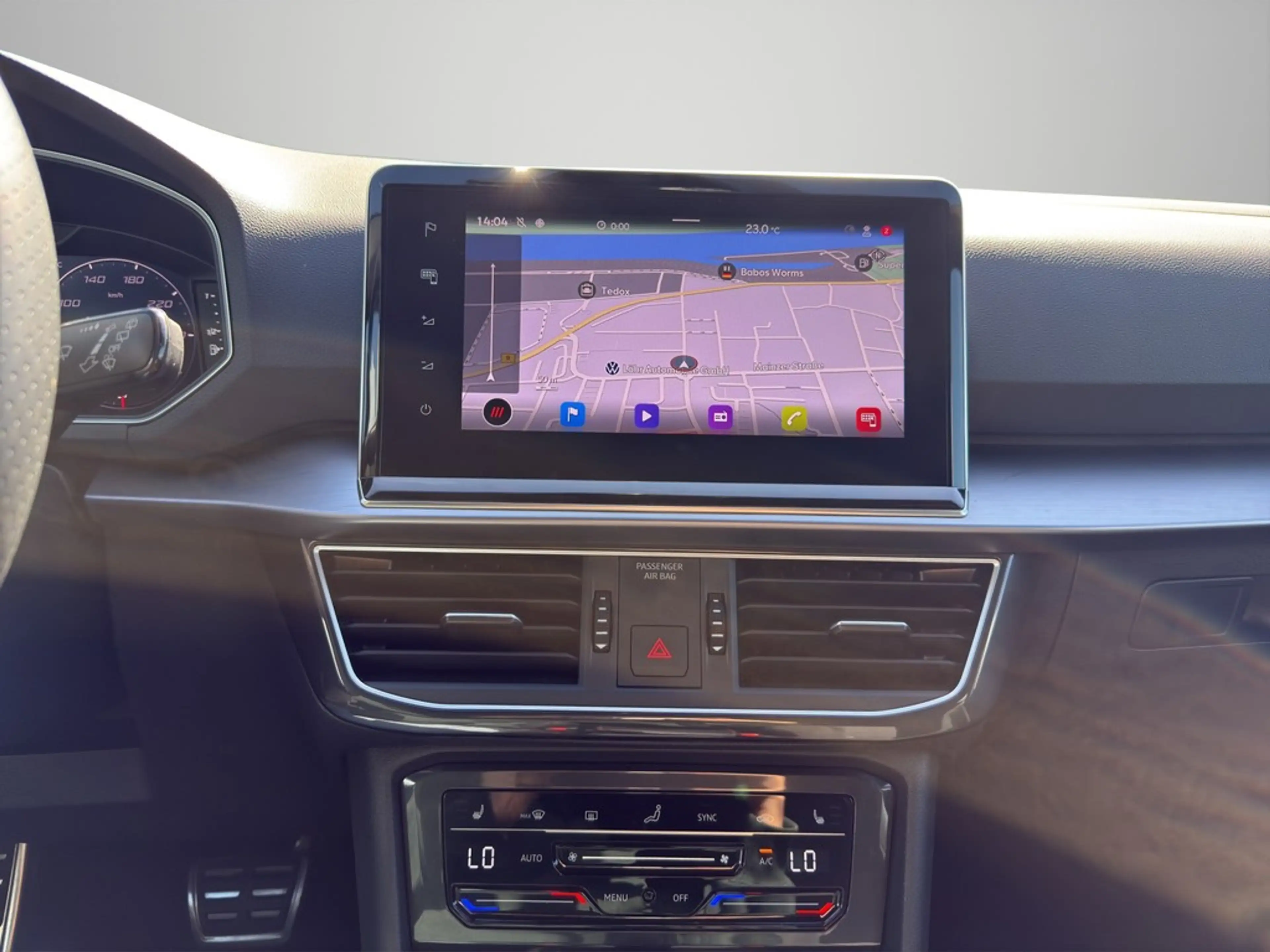 SEAT Tarraco 1.4 eHybrid FR *PANO*ACC*AHK*NAVI* — photo 13