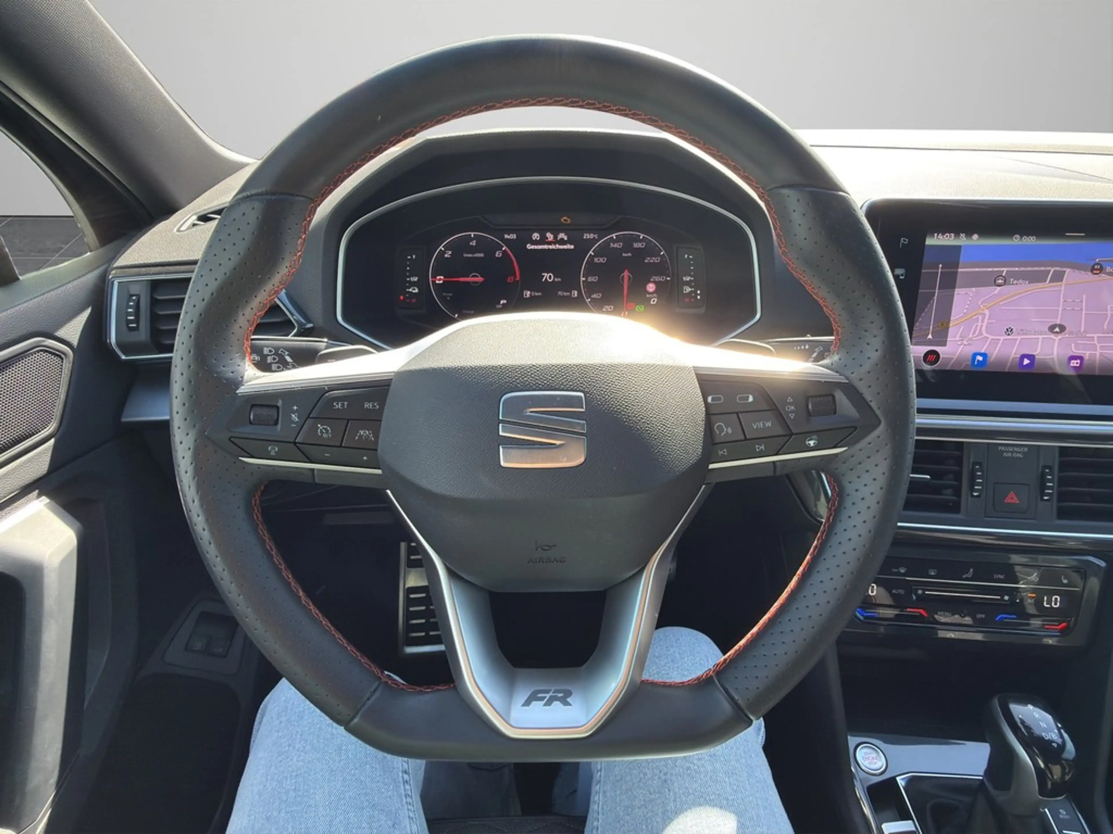 SEAT Tarraco 1.4 eHybrid FR *PANO*ACC*AHK*NAVI* — photo 9