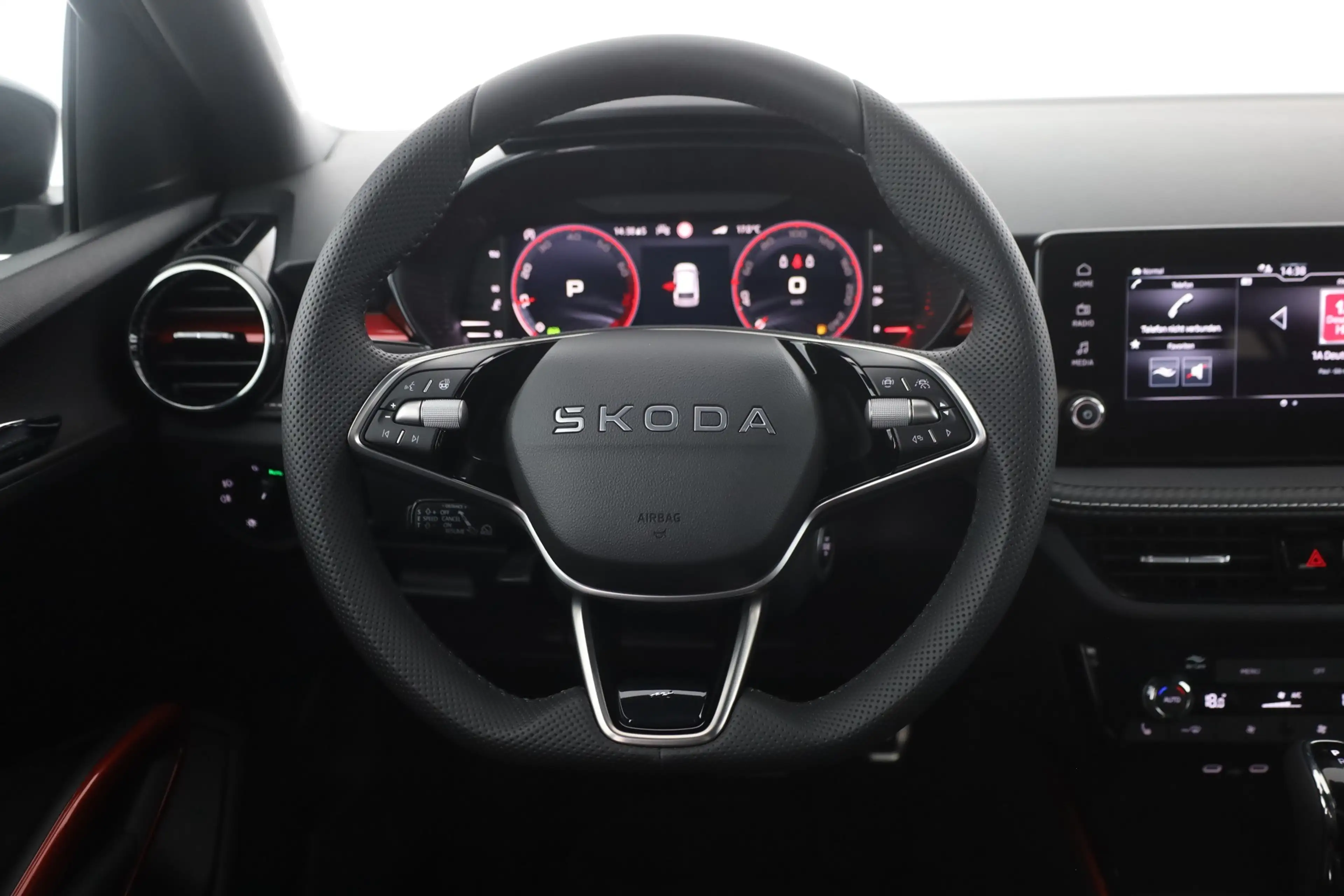 Skoda Fabia Monte Carlo 1.0 TSI DSG LED ACC Kamera — photo 15