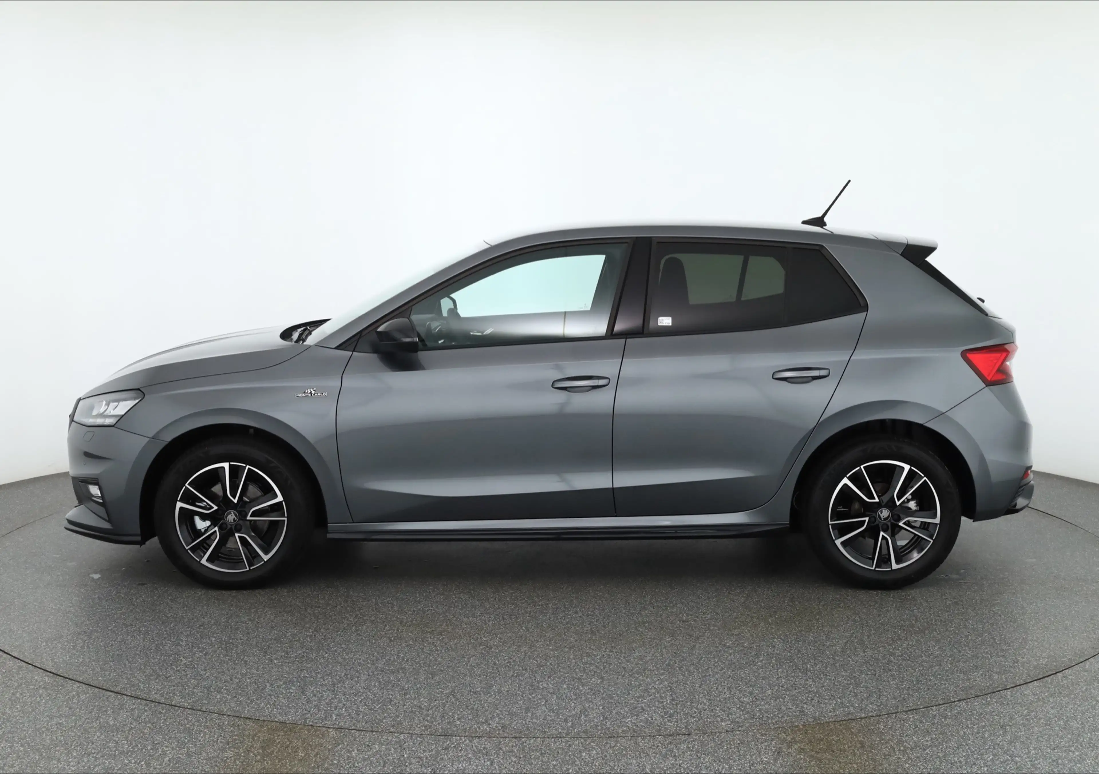 Skoda Fabia Monte Carlo 1.0 TSI DSG LED ACC Kamera — photo 2