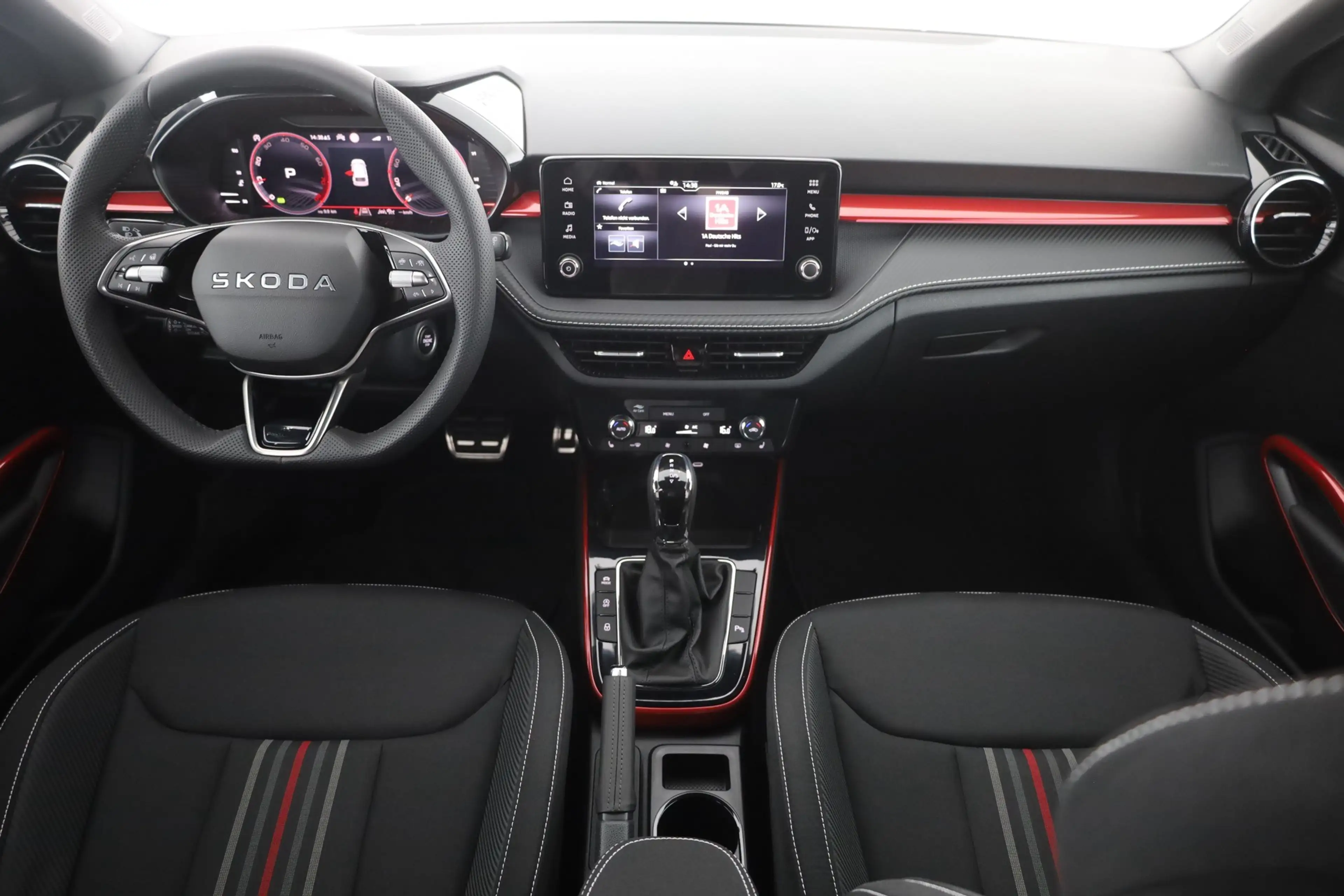 Skoda Fabia Monte Carlo 1.0 TSI DSG LED ACC Kamera — photo 9
