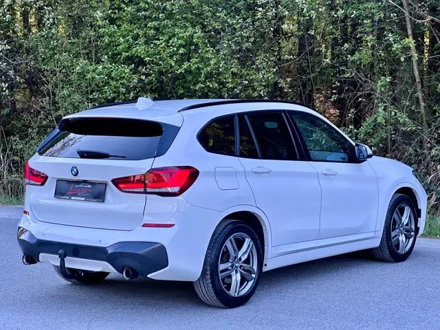 BMW X1 view 5