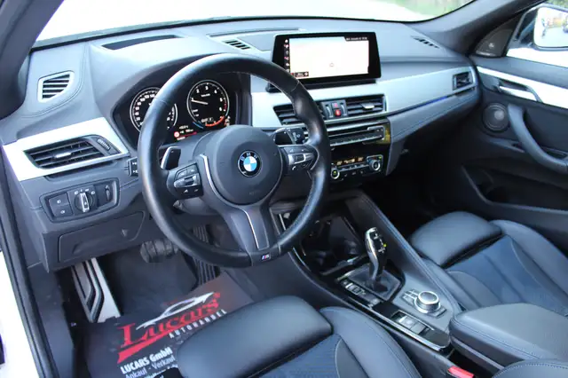 BMW X1 view 8