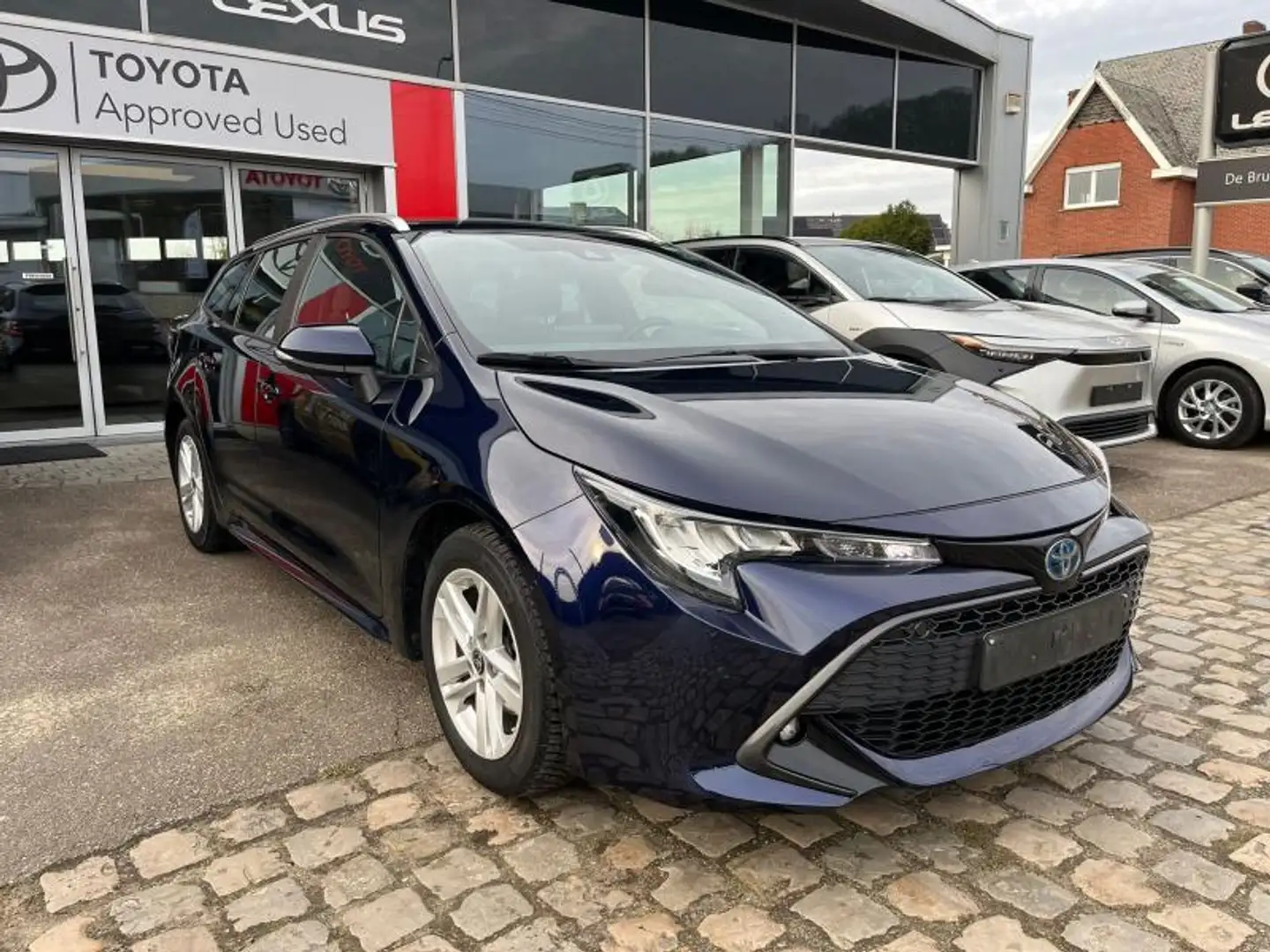 Toyota Corolla Dynamic Blau - 1