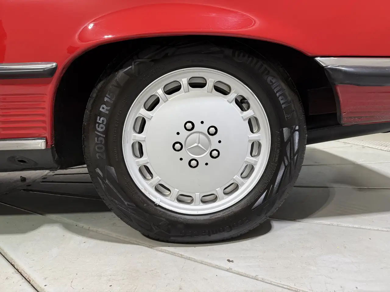 Mercedes-Benz 300 SL R107 DE-Modell Classic Data 2+, foto 8