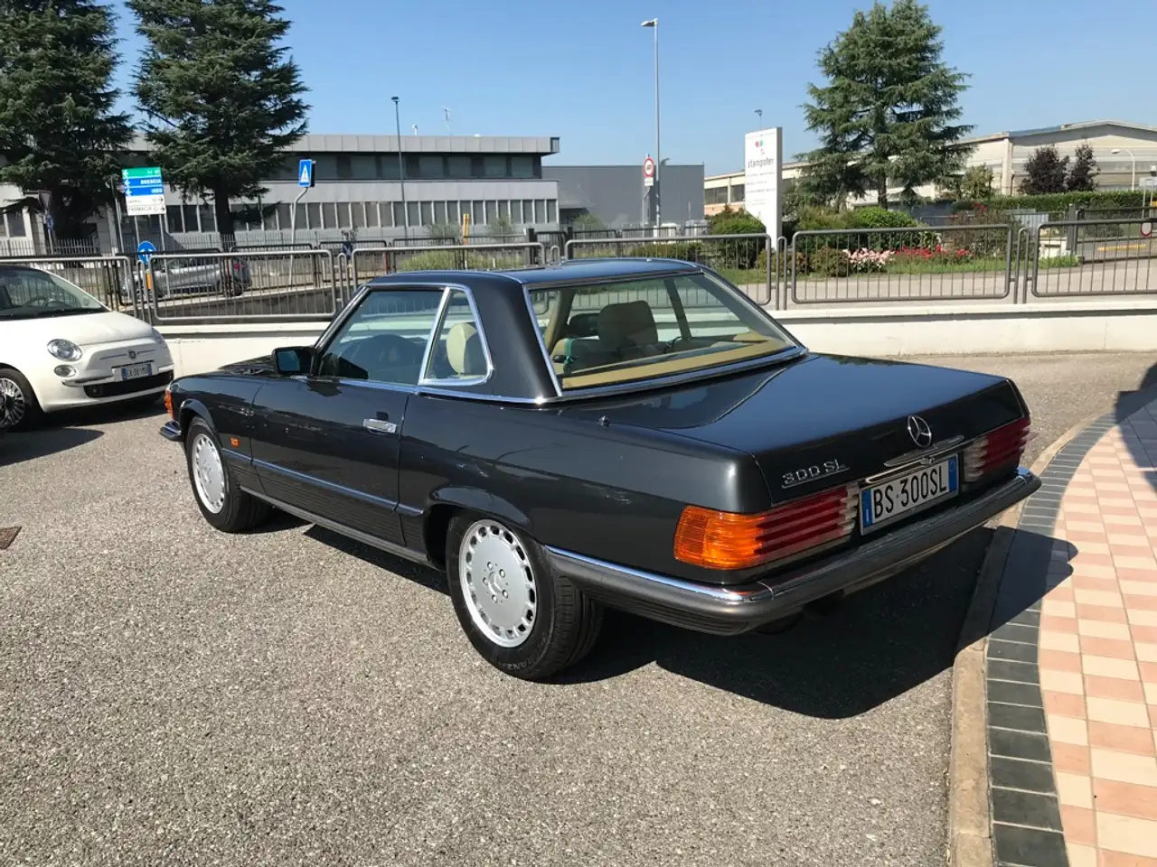 Mercedes-Benz SL 300 R107 MANUALE KM.115K LIBRO SERVICE CONSERVATA TOP, foto 6
