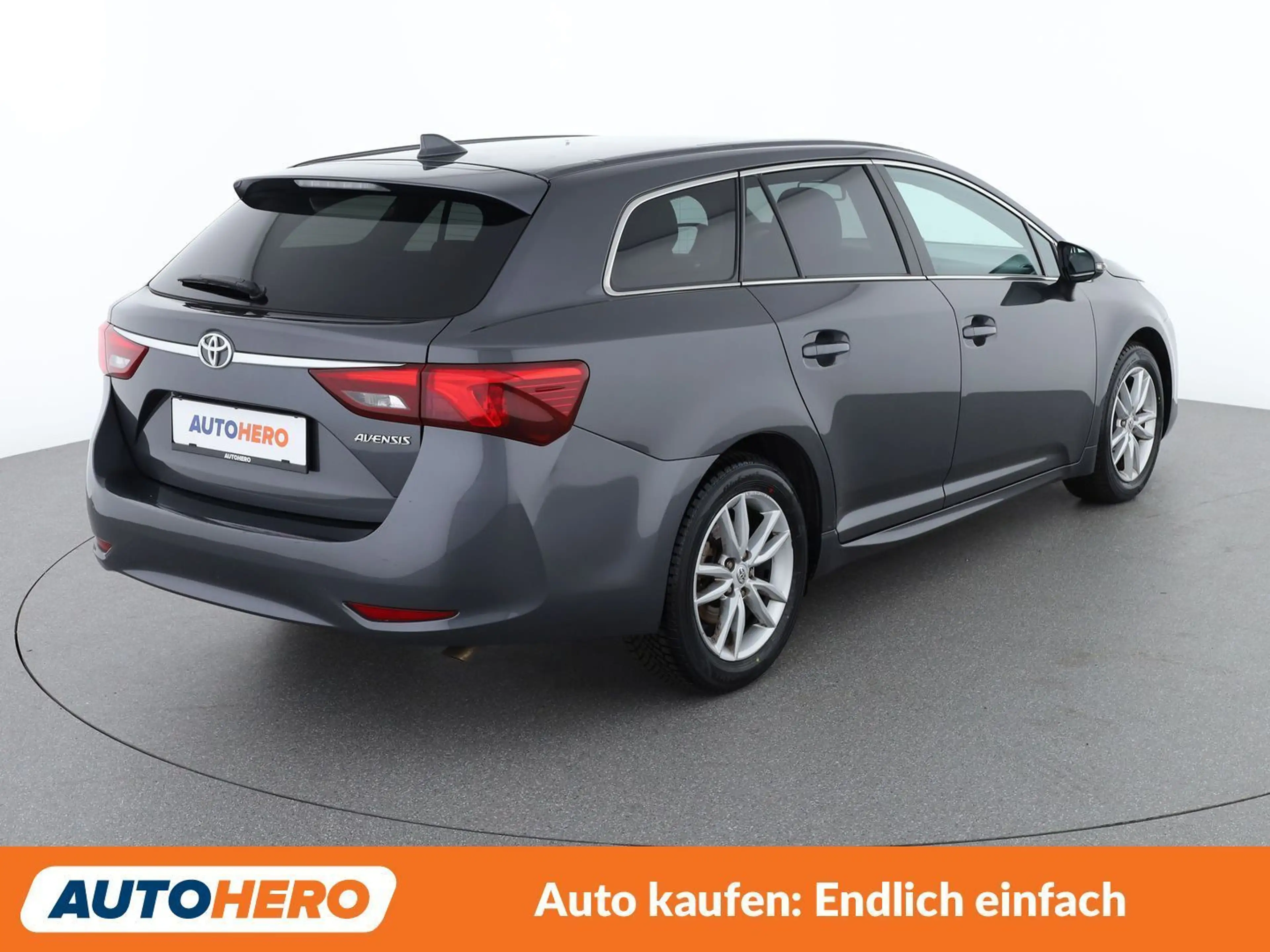 Toyota Avensis 2.0 D-4D Active Plus — photo 6