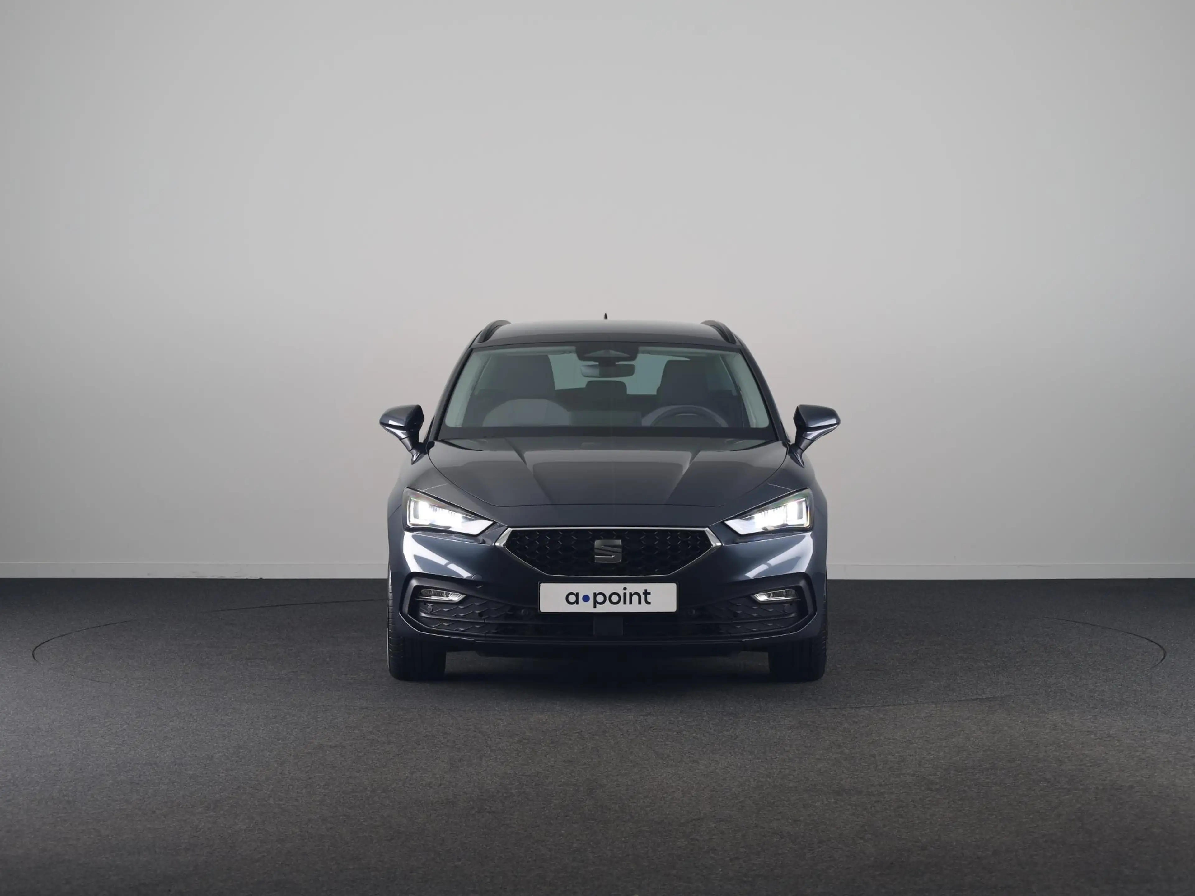 SEAT Leon e-Hybrid Sportstourer 1.5 TSI Style Business Intense | Tech — photo 8
