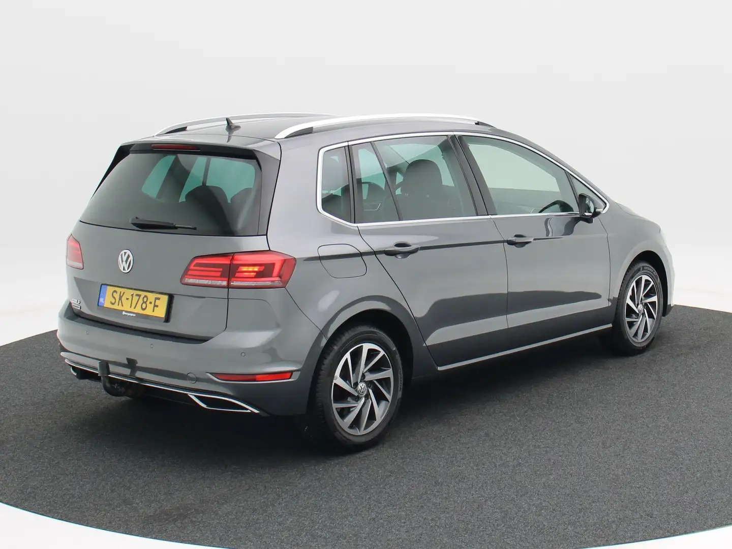 Volkswagen Golf Sportsvan 1.0 TSi 110 Pk Automaat Highline | Trekhaak | Adap Gris - 2