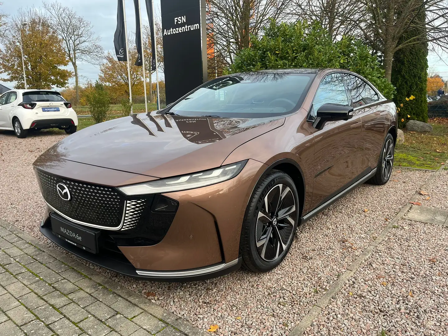 Mazda 6e EV 245PS Long Range RWD Takumi Brun - 1