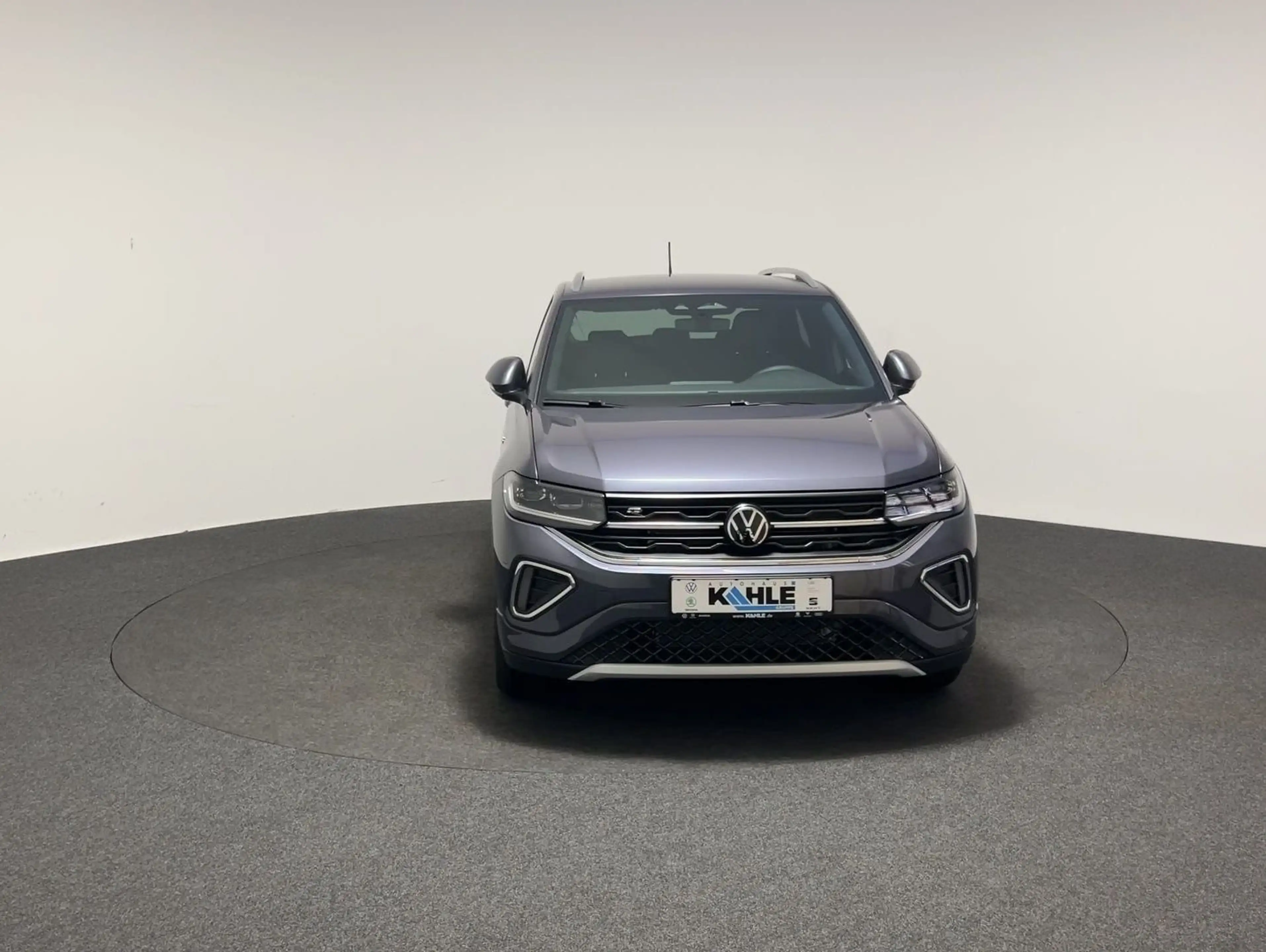 Volkswagen T-Cross R-Line 1.5 l TSI CarPlay Matrix ACC AHK — photo 4