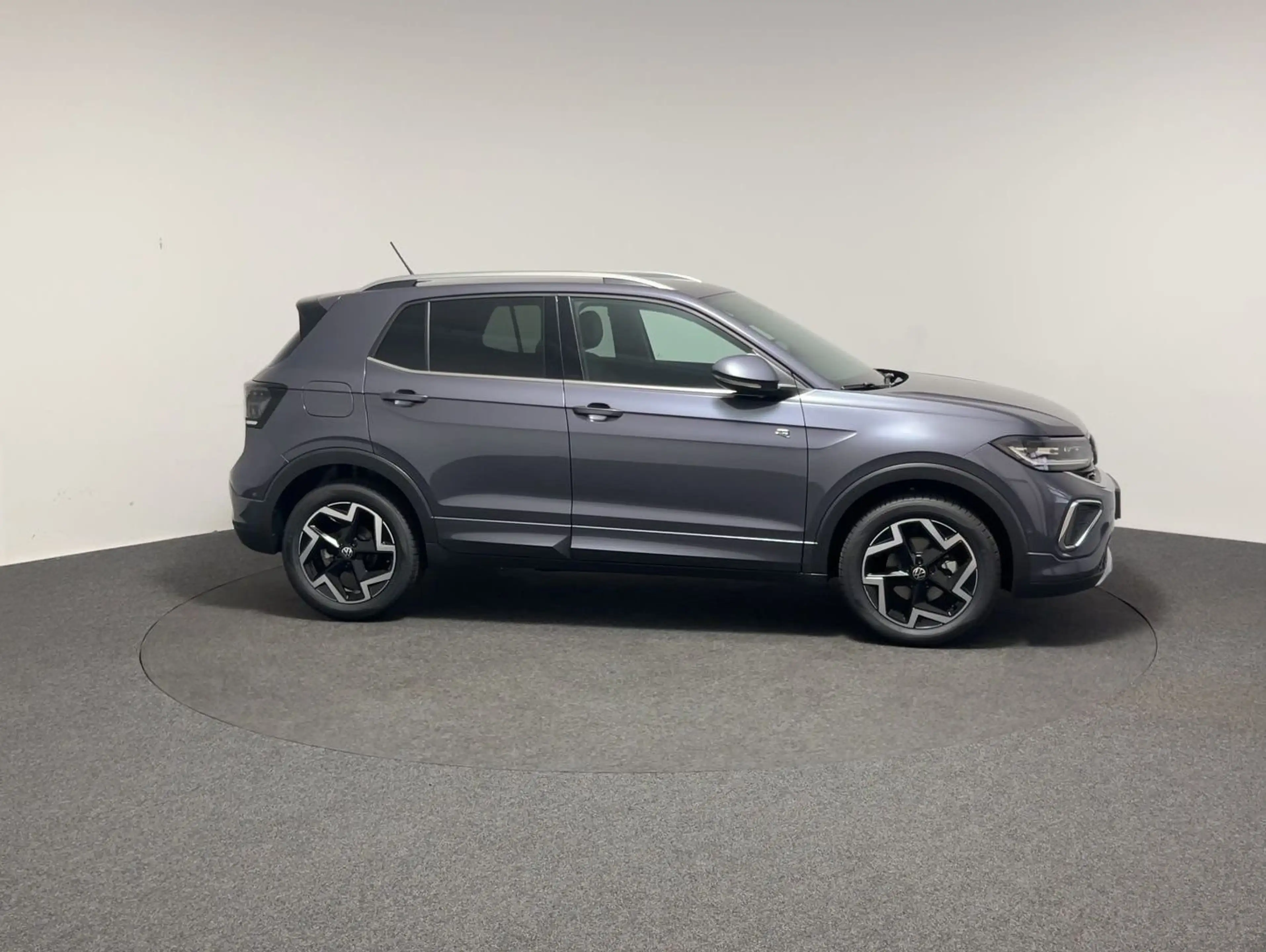 Volkswagen T-Cross R-Line 1.5 l TSI CarPlay Matrix ACC AHK — photo 5