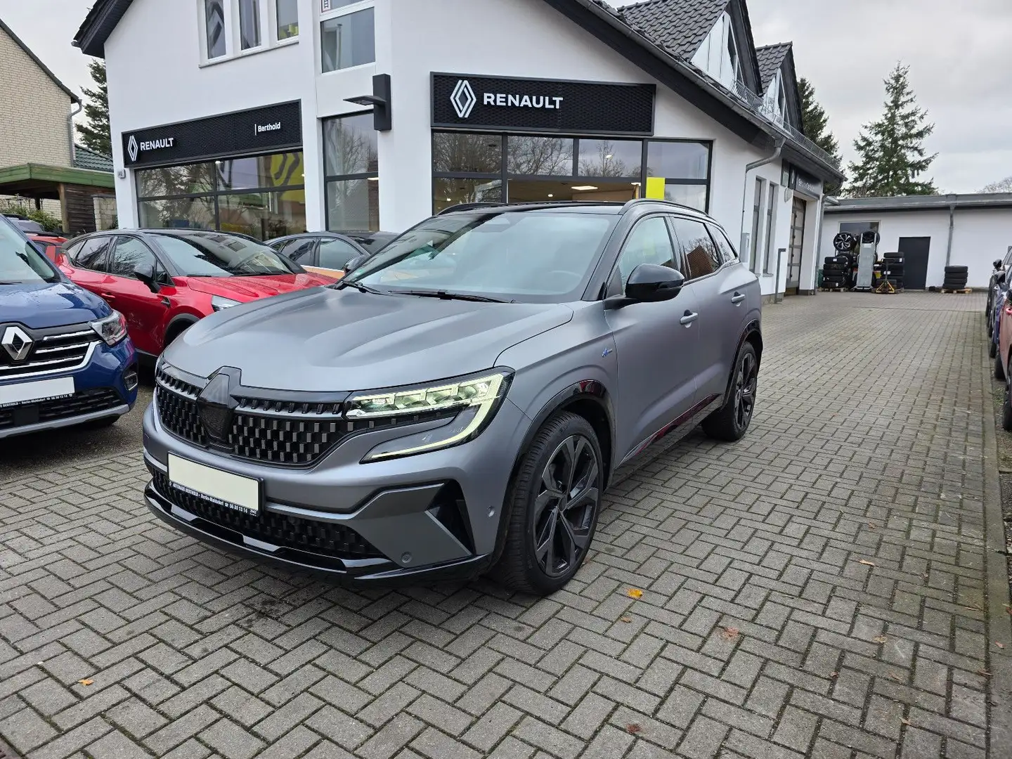 Renault Austral Techno Esprit Alpine Mild Hybrid AT 160 Grijs - 1