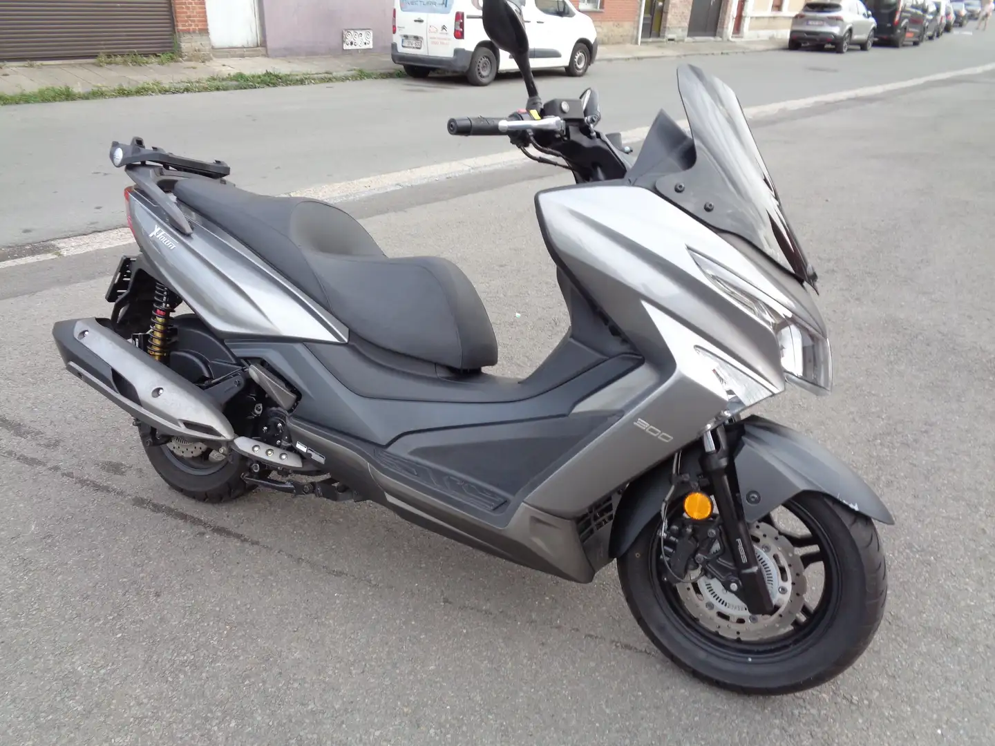 Kymco X-Town 300i ABS / AMORTISSEURS GAZ / GARANTIE 1 AN Gris - 1