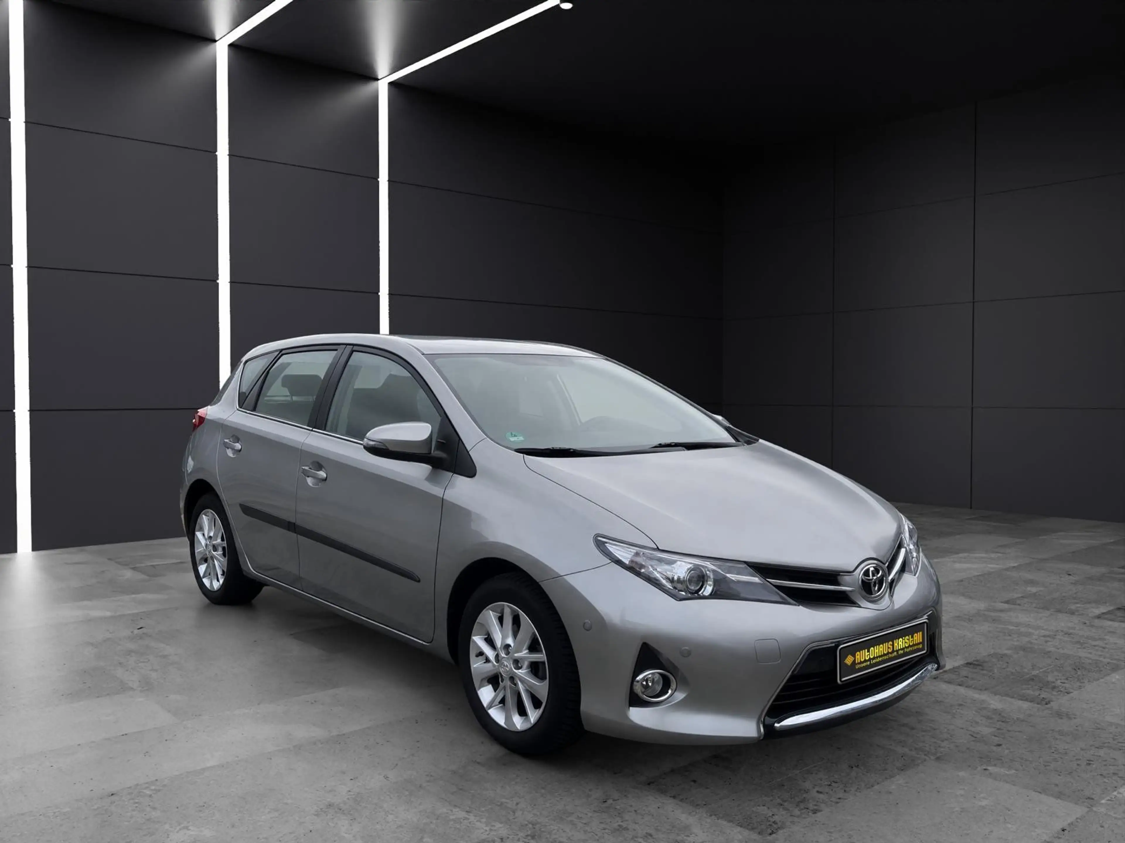 Toyota Auris Life+ 1.HAND *Automatik* TÜV NEU