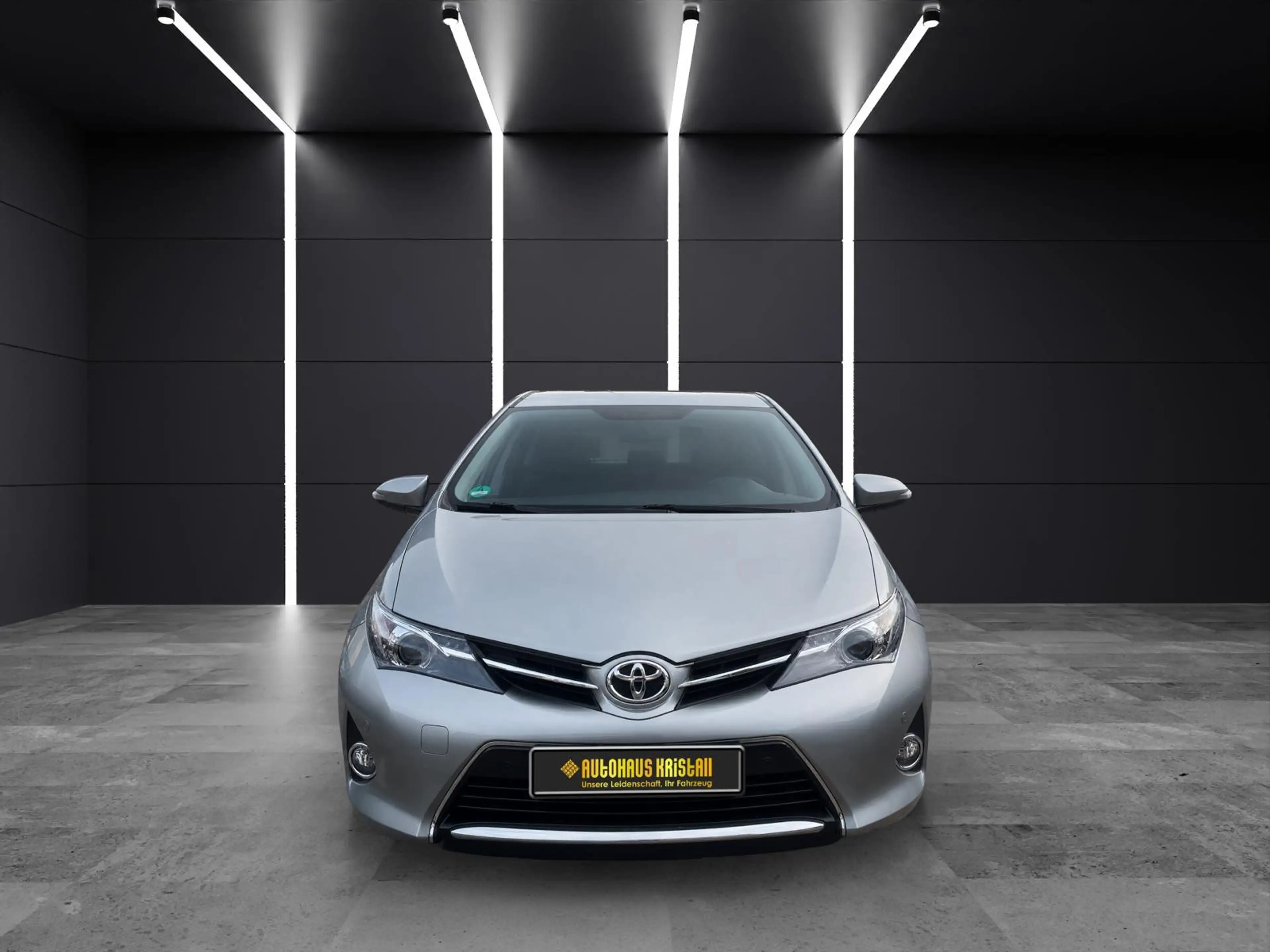 Toyota Auris Life+ 1.HAND *Automatik* TÜV NEU — photo 7