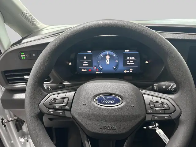 Ford Transit Connect view 10