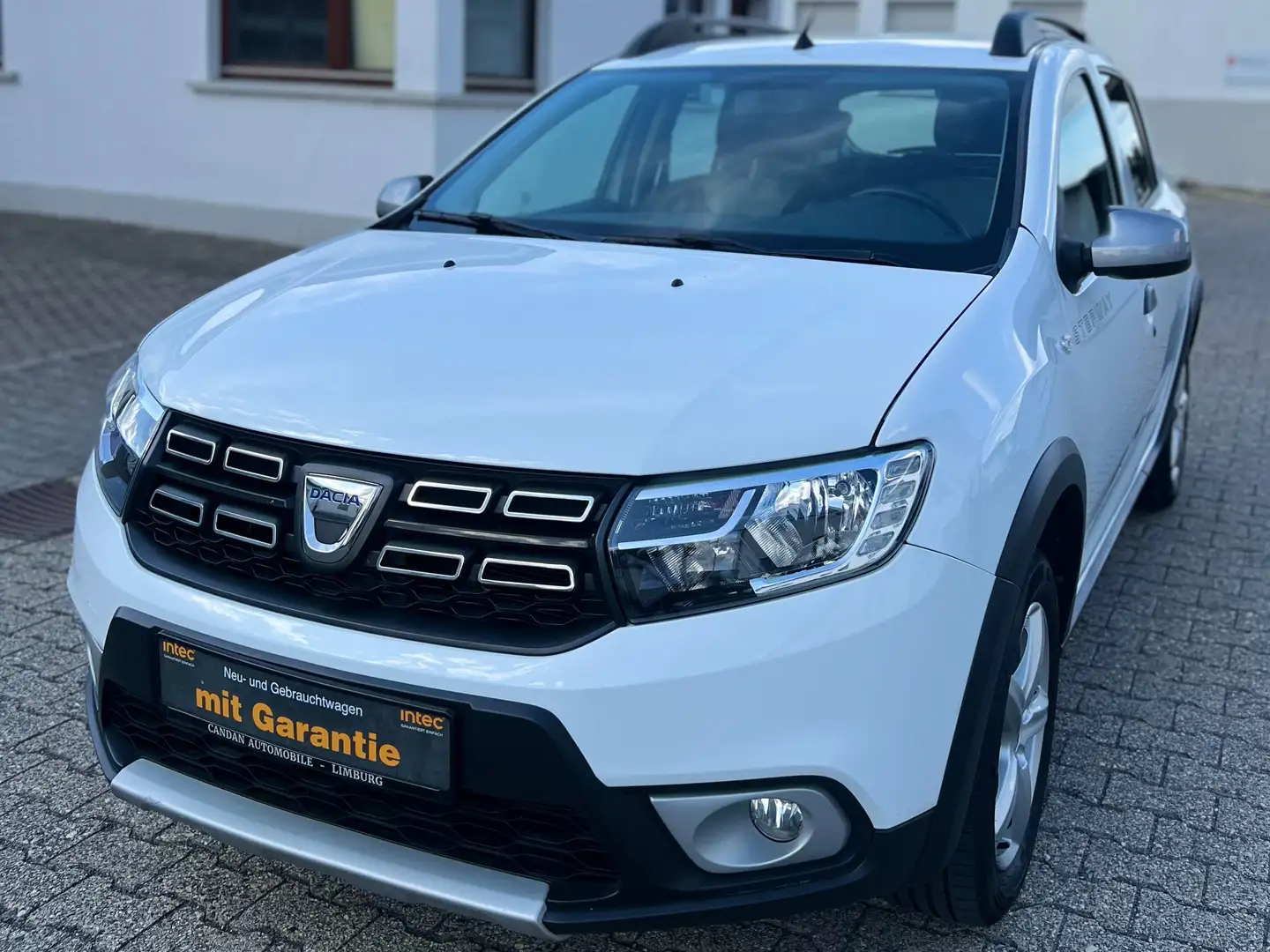 Dacia Sandero Stepway Prestige*AUS 1 HAND*NAVI*KAMERA Blanco - 1