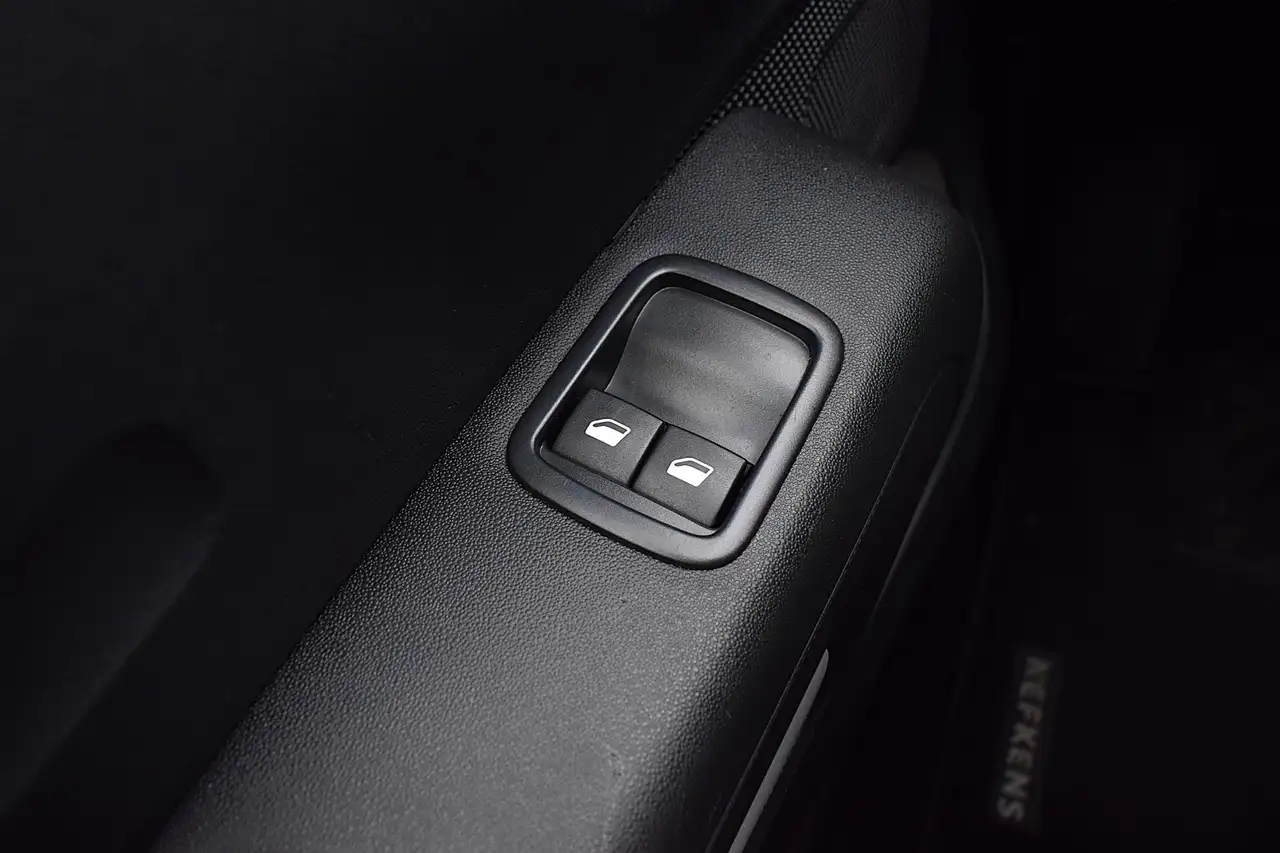 Citroen C3 1.2 PureTech Feel | Apple CarPlay | Cruise | LED | 23