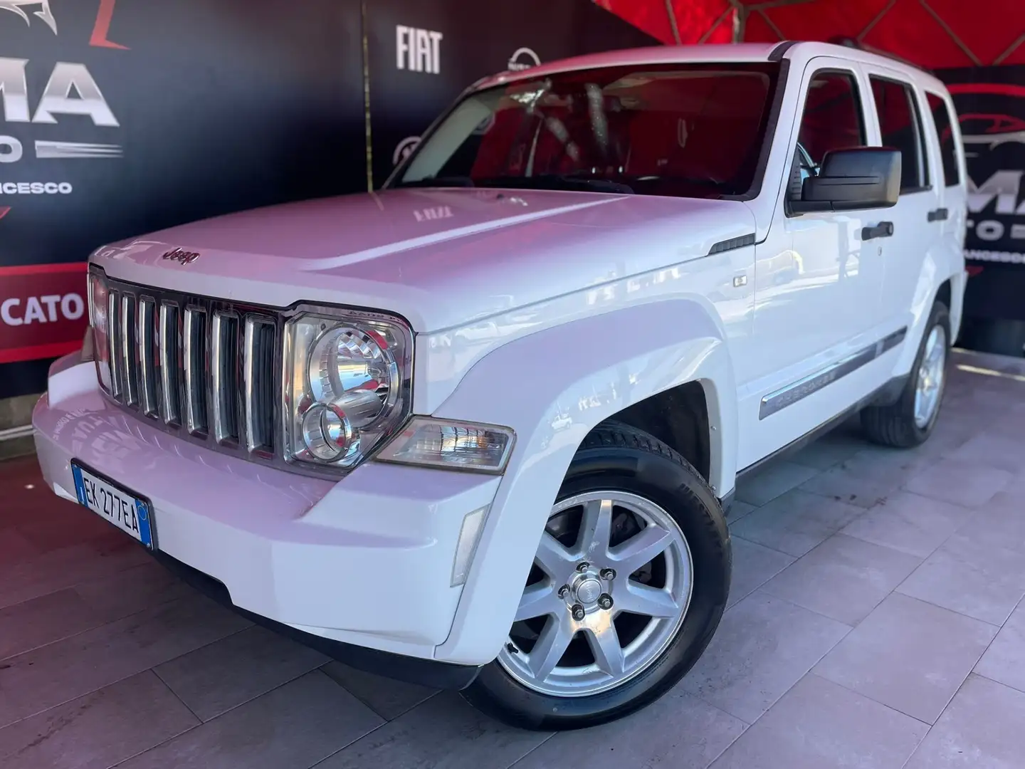 Jeep Cherokee 2.8 CRD DPF Limited Auto Bianco - 2