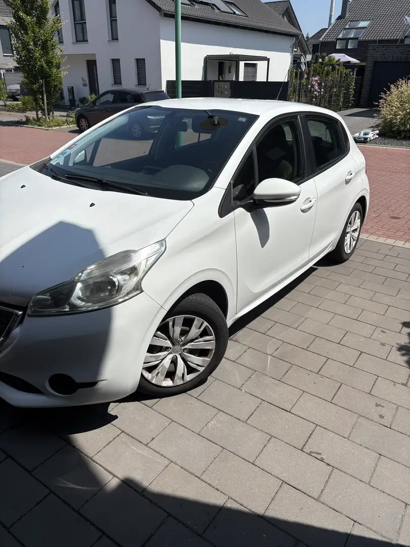 Peugeot 208 Active Weiß - 2
