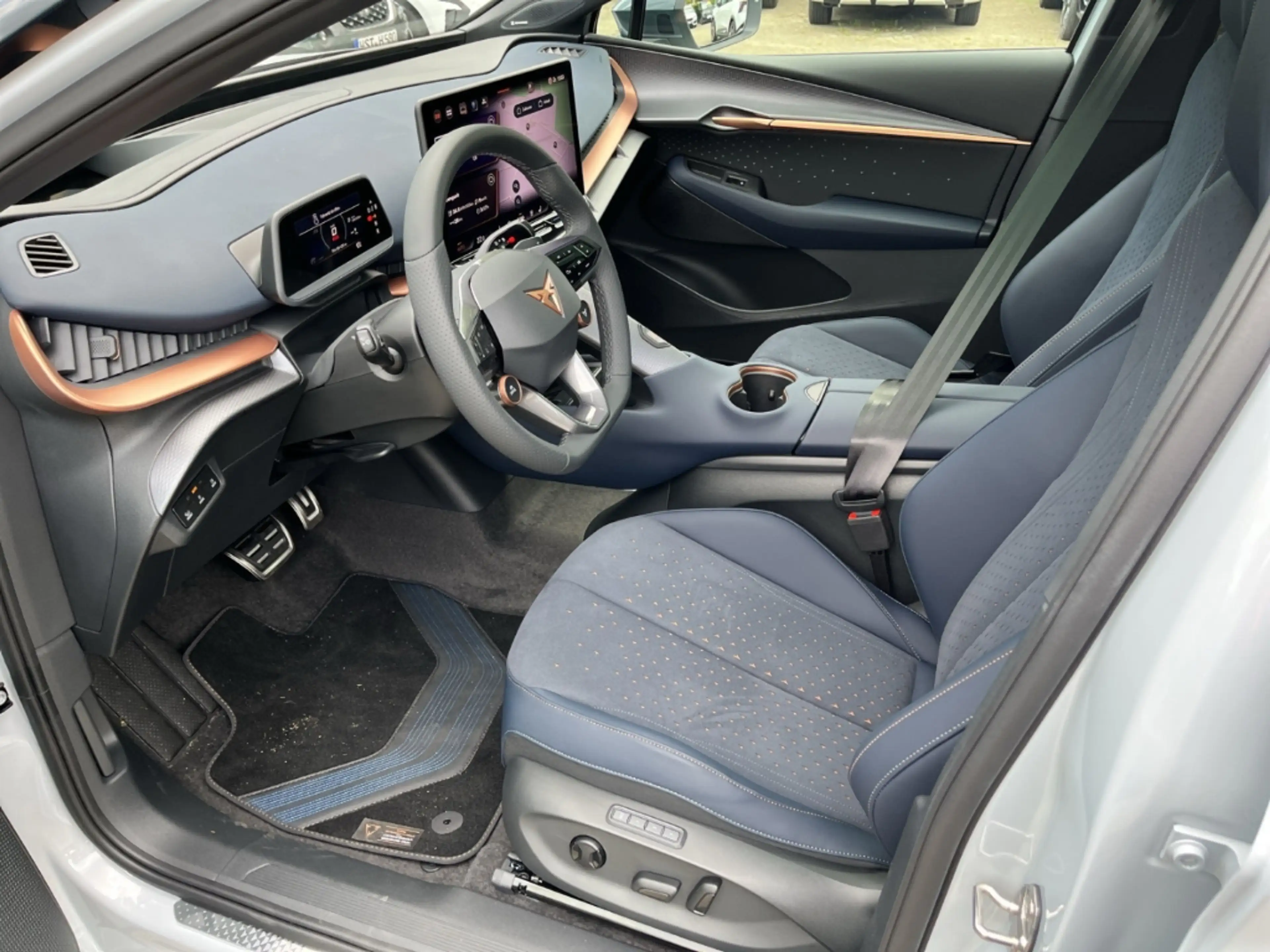 CUPRA Tavascan VZ 4Drive / UPE: 66.345,- € / ADRENALINE BELOW ZER — photo 8