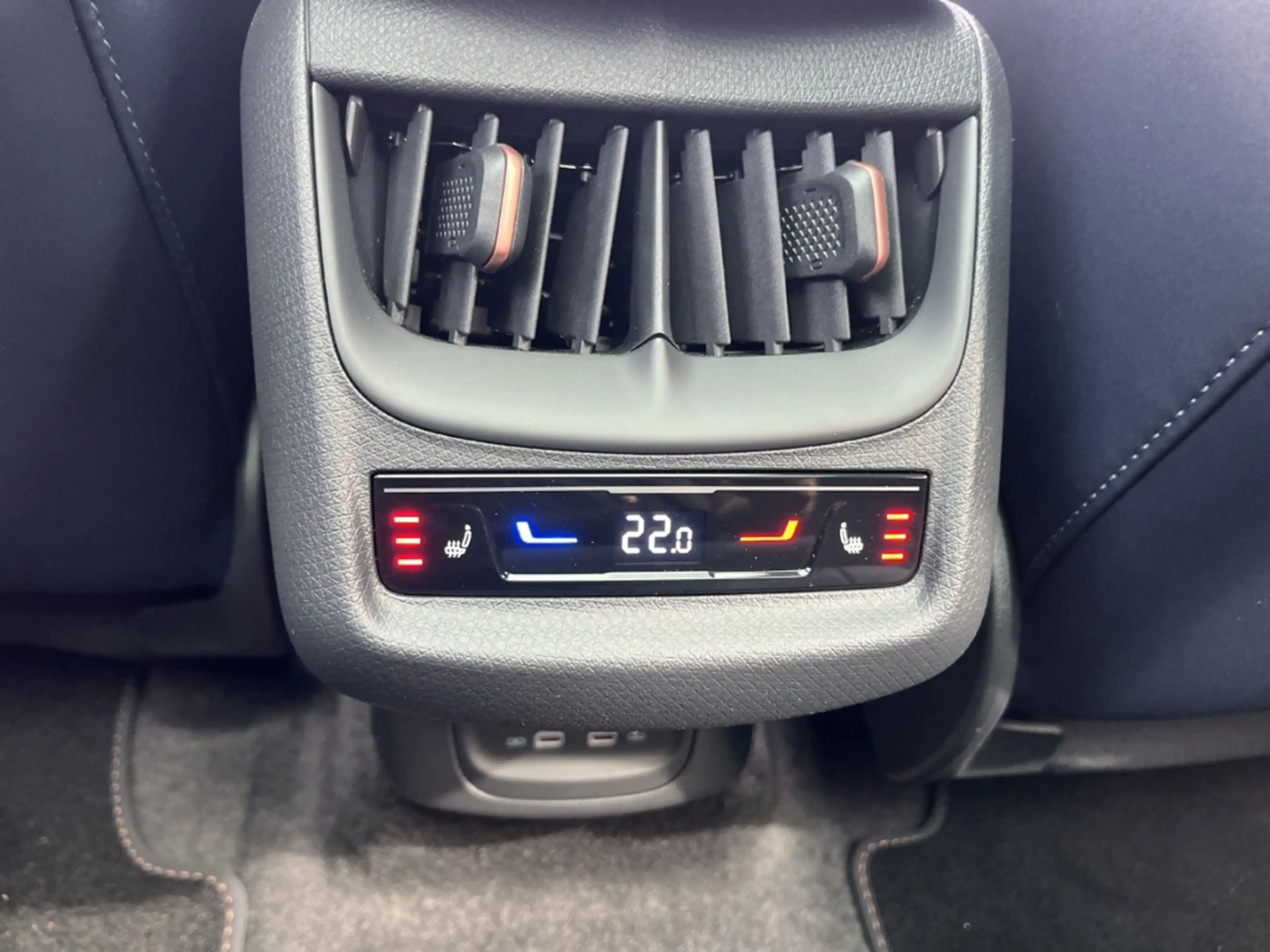 CUPRA Tavascan VZ 4Drive / UPE: 66.345,- € / ADRENALINE BELOW ZER — photo 16