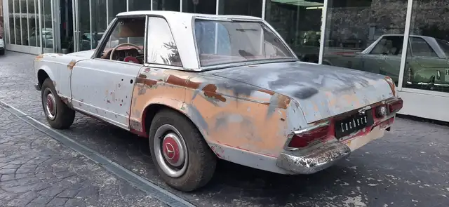 Mercedes-Benz SL 230 (113)