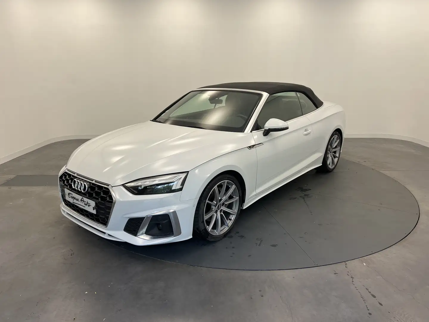 Audi Cabriolet 40 TDI 190 S tronic 7 S Line Alb - 1