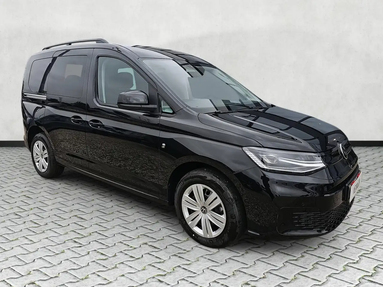 Volkswagen Caddy Basis 1.5 TSI DSG ACC AHK Assistenzpaket Kamera... — photo 1 of 14