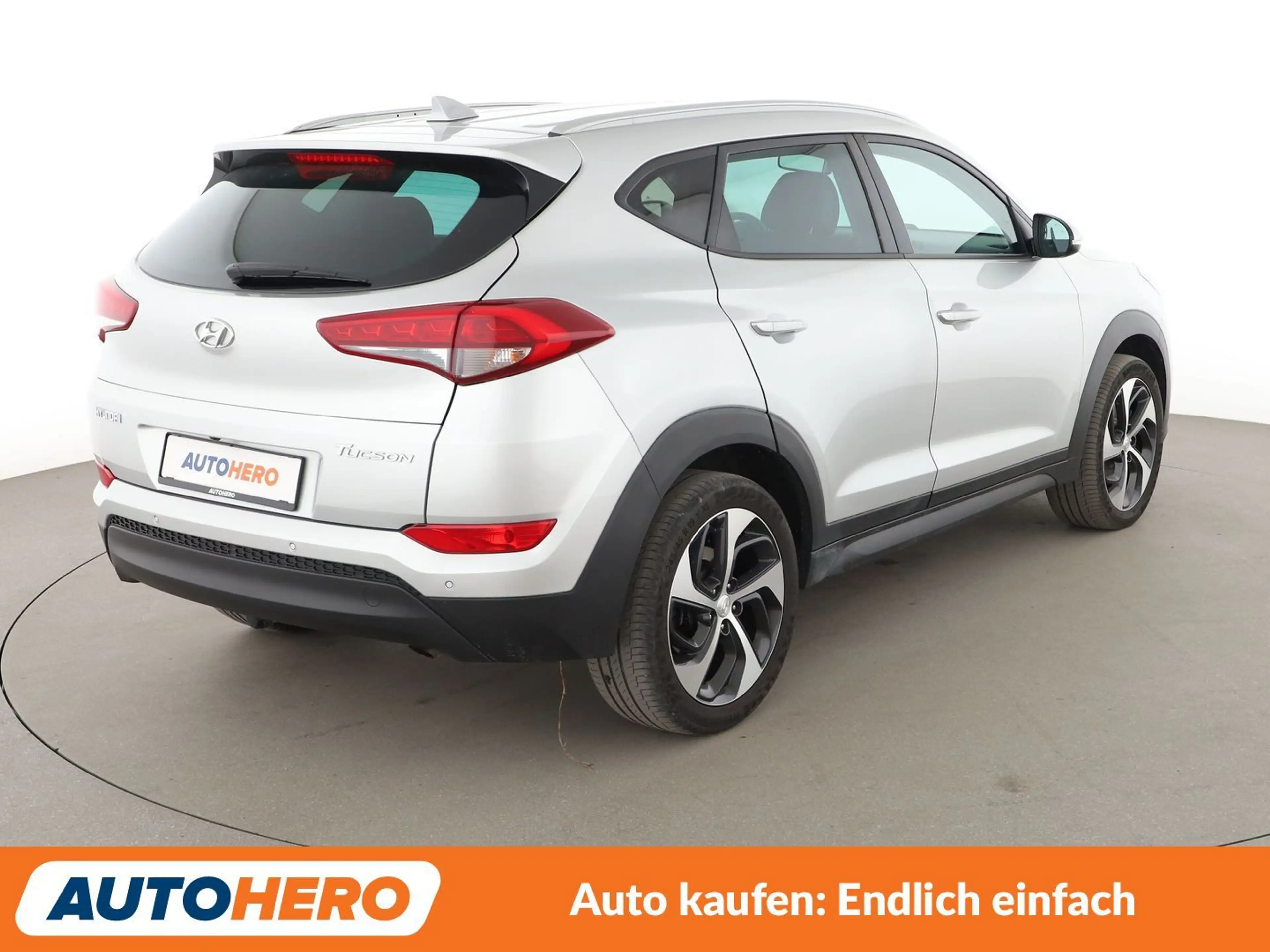 Hyundai TUCSON 1.7 CRDi Advantage blue 2WD *NAVI*TEMPO*CAM* — photo 6