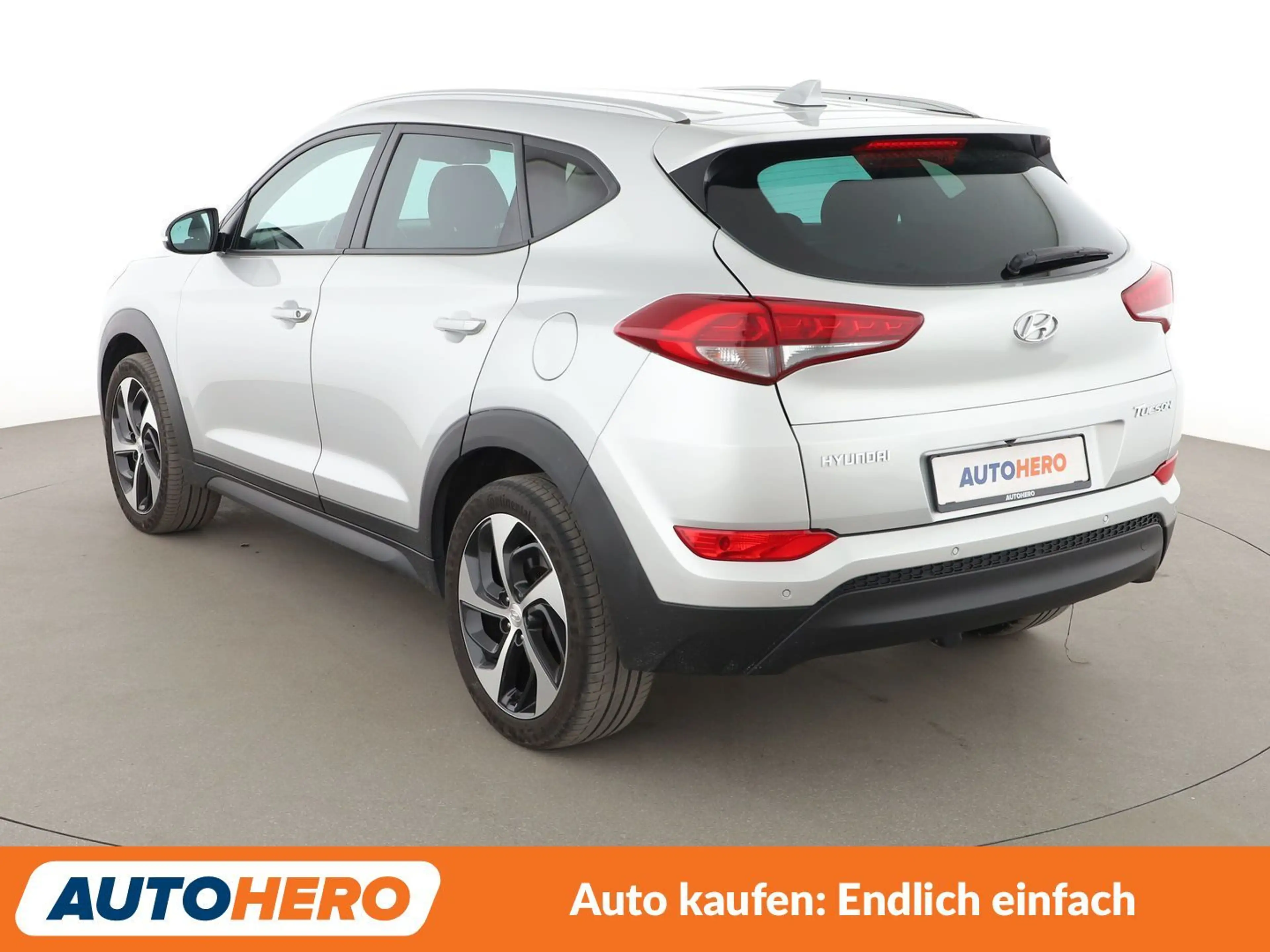 Hyundai TUCSON 1.7 CRDi Advantage blue 2WD *NAVI*TEMPO*CAM* — photo 4