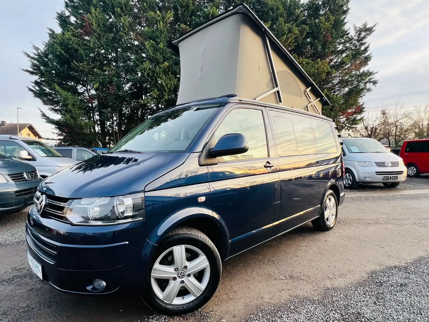 Volkswagen T5 California Comfortline/Markise/AHK/LM/Nav/SHZ Blau - 1