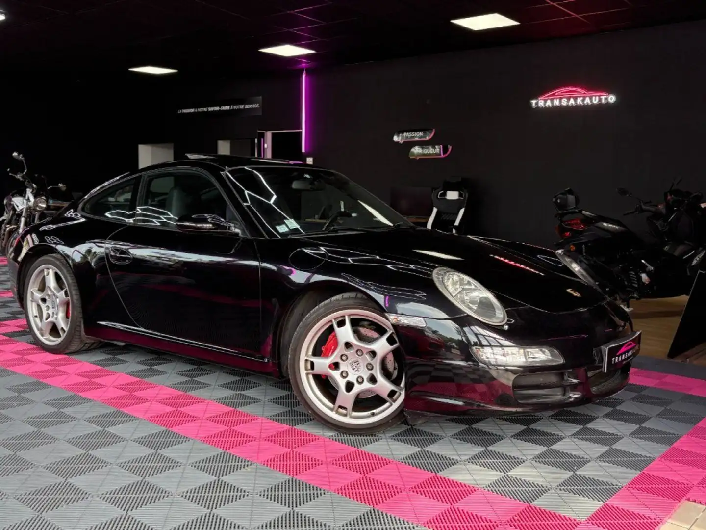 Porsche 997 CARRERA COUPE 997 CARRERA S 355 ch Tiptronic 3.8i Toit ouvrant ~ Sièges chauffants ~ Camera ~ Sièges électriques Zwart - 1